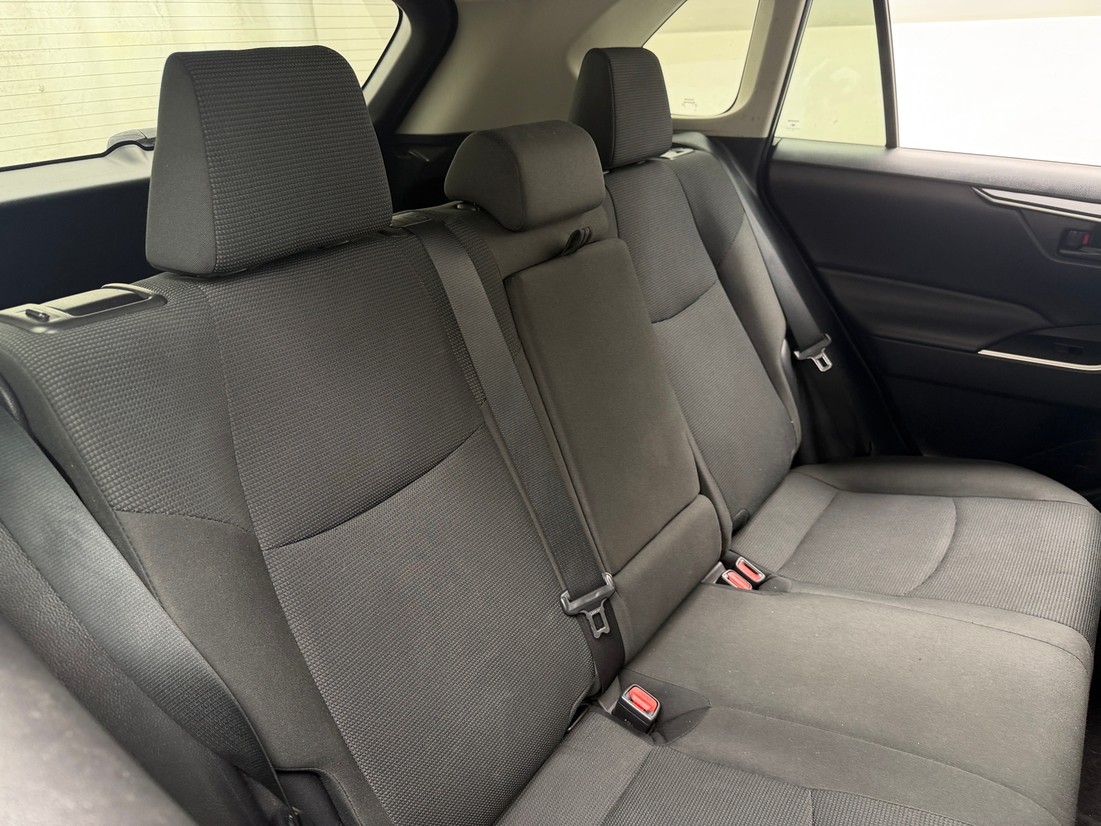 Thumbnail: 2021 Toyota RAV4 - 6