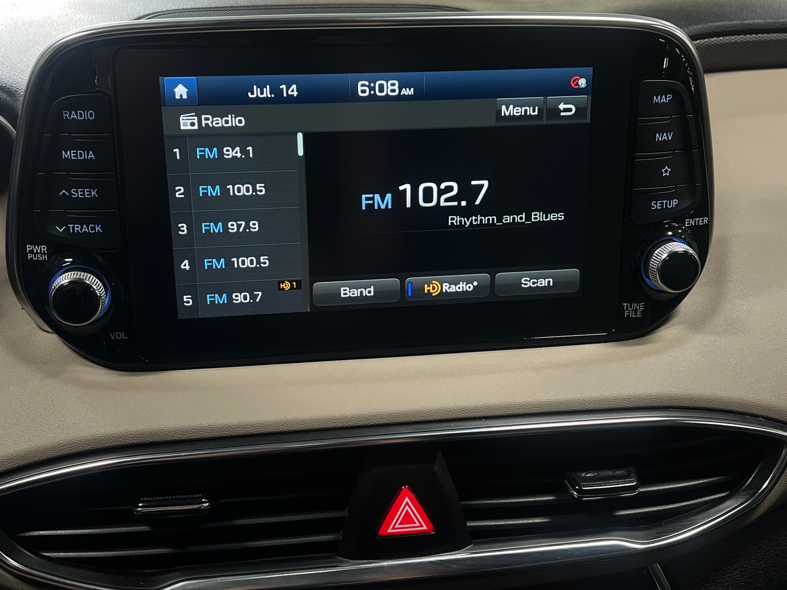 Thumbnail: 2020 Hyundai Santa Fe - 3