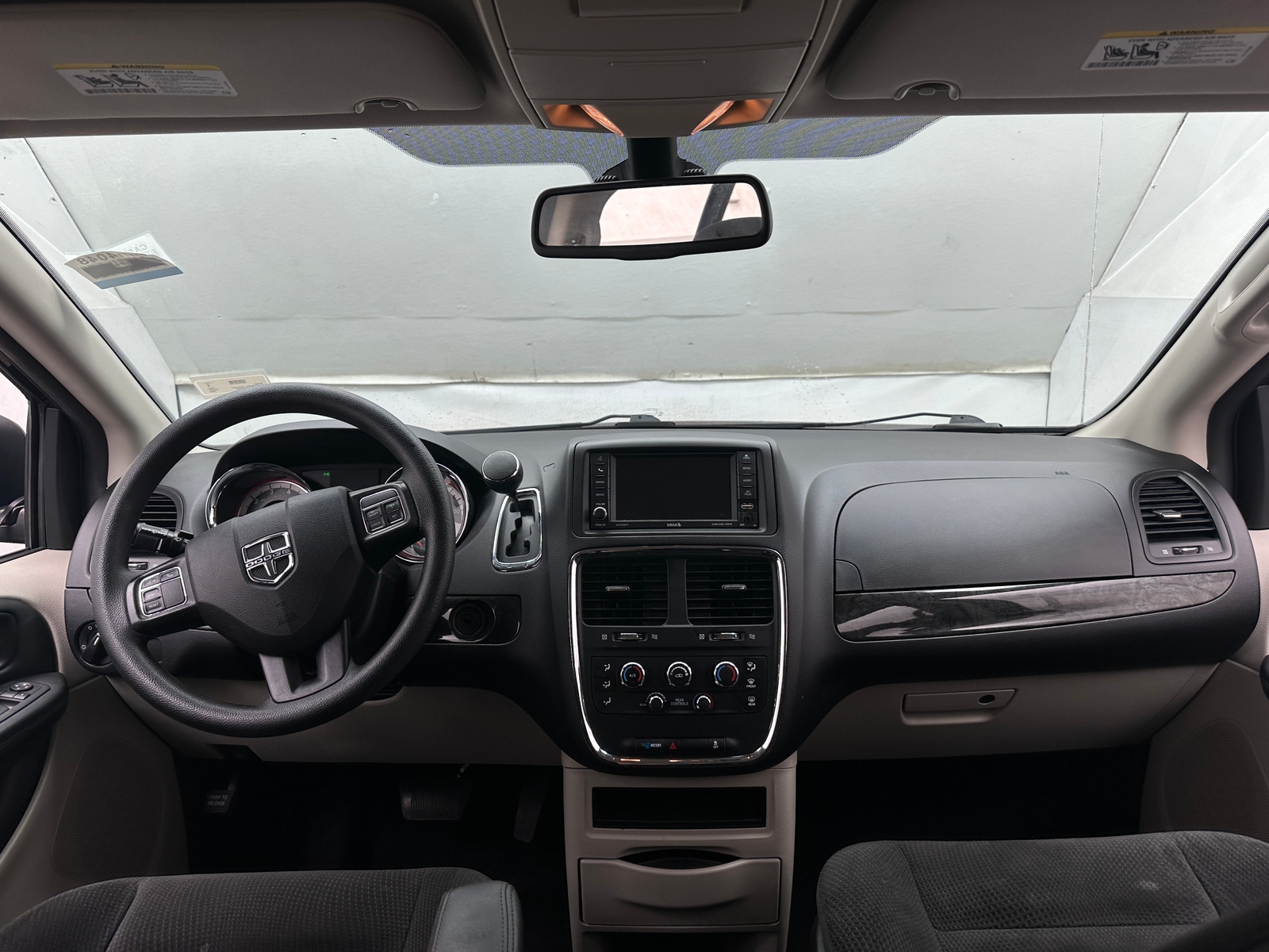 Thumbnail: 2018 Dodge Grand Caravan - 3