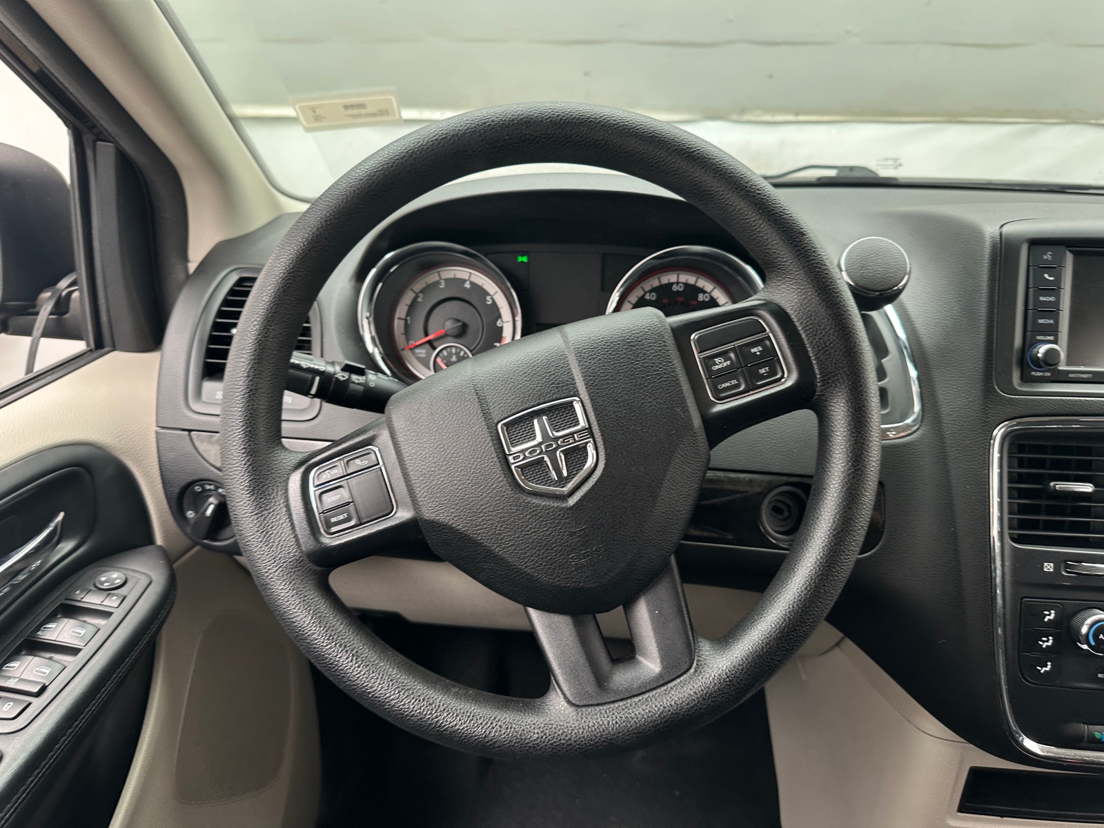 Thumbnail: 2018 Dodge Grand Caravan - 5