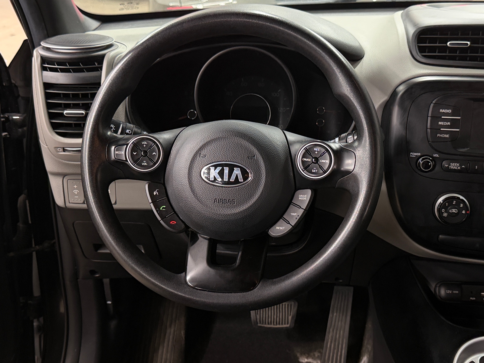 Thumbnail: 2017 Kia Soul - 5