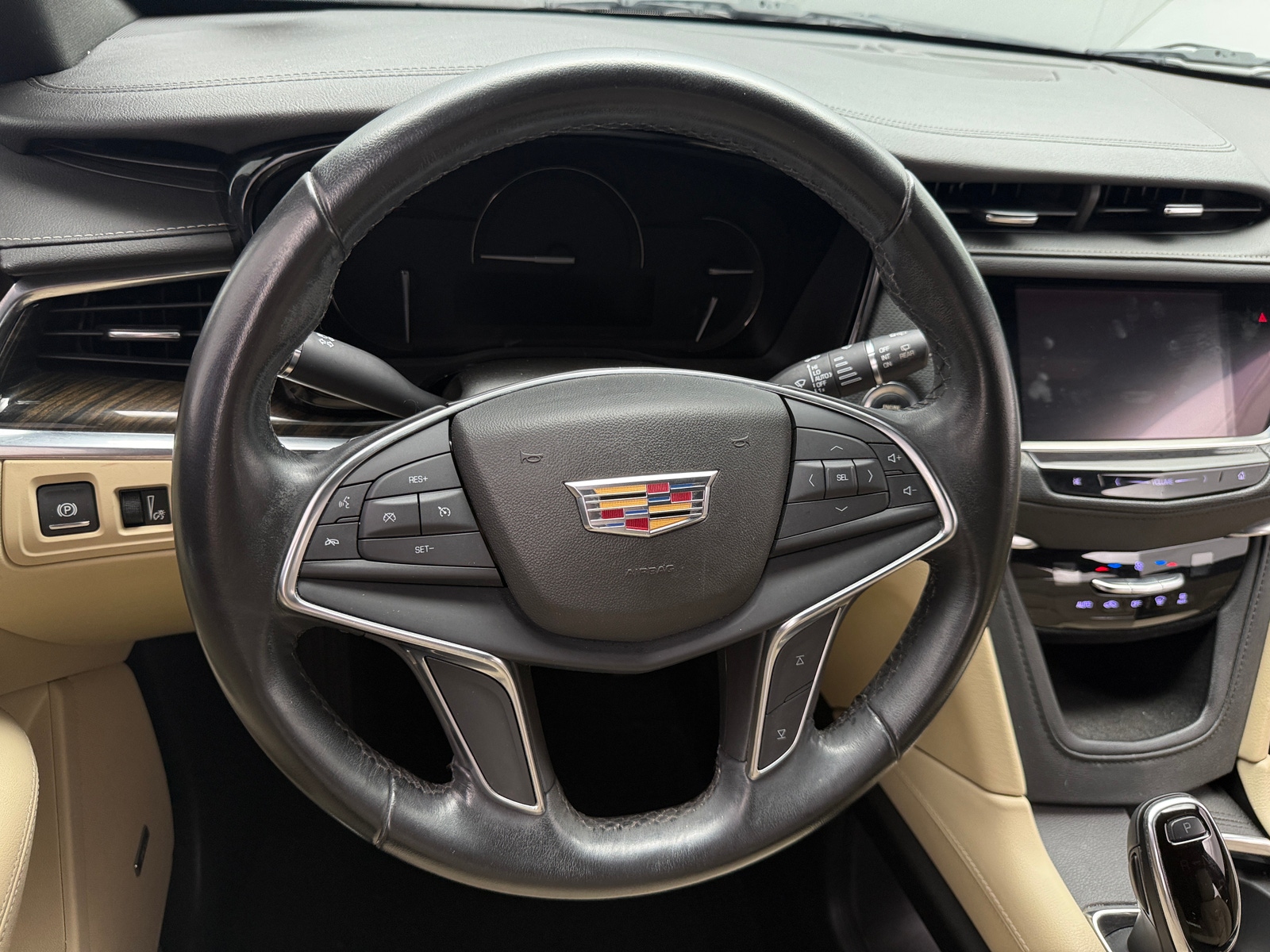 Thumbnail: 2019 Cadillac XT5 - 4