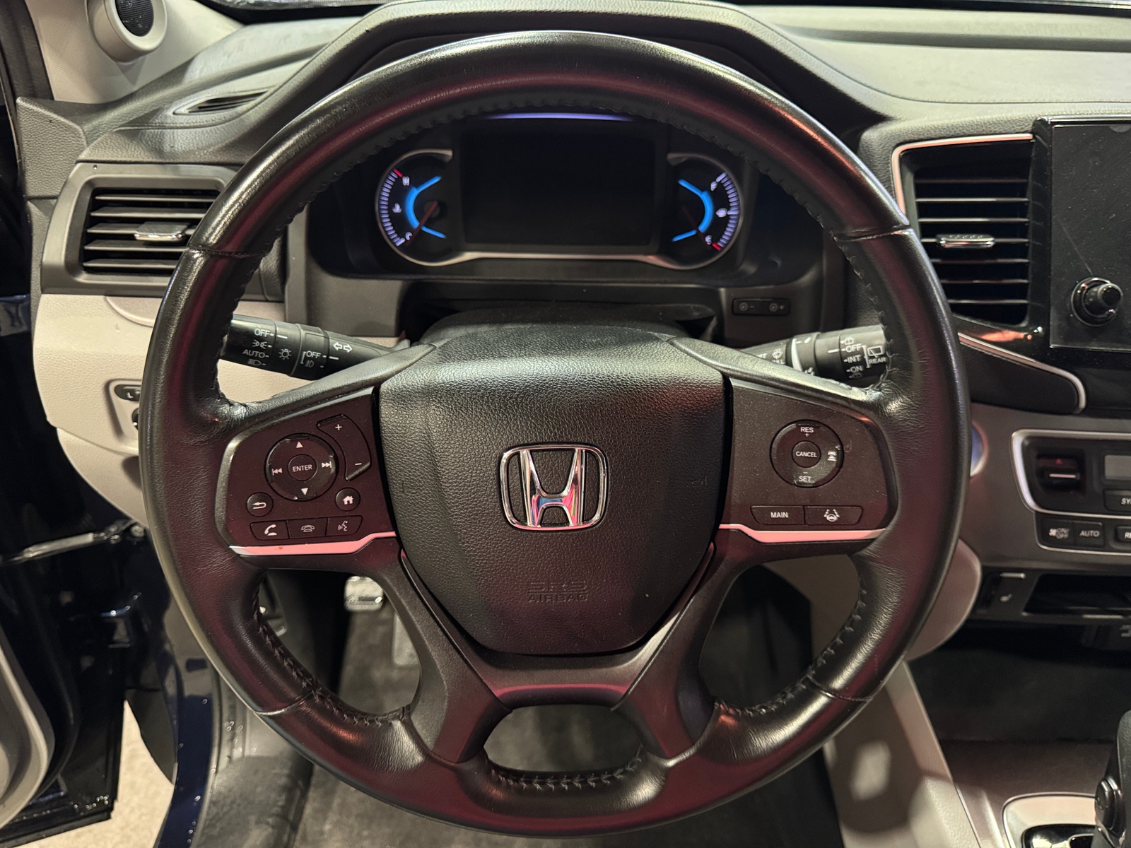 Thumbnail: 2019 Honda Pilot - 4