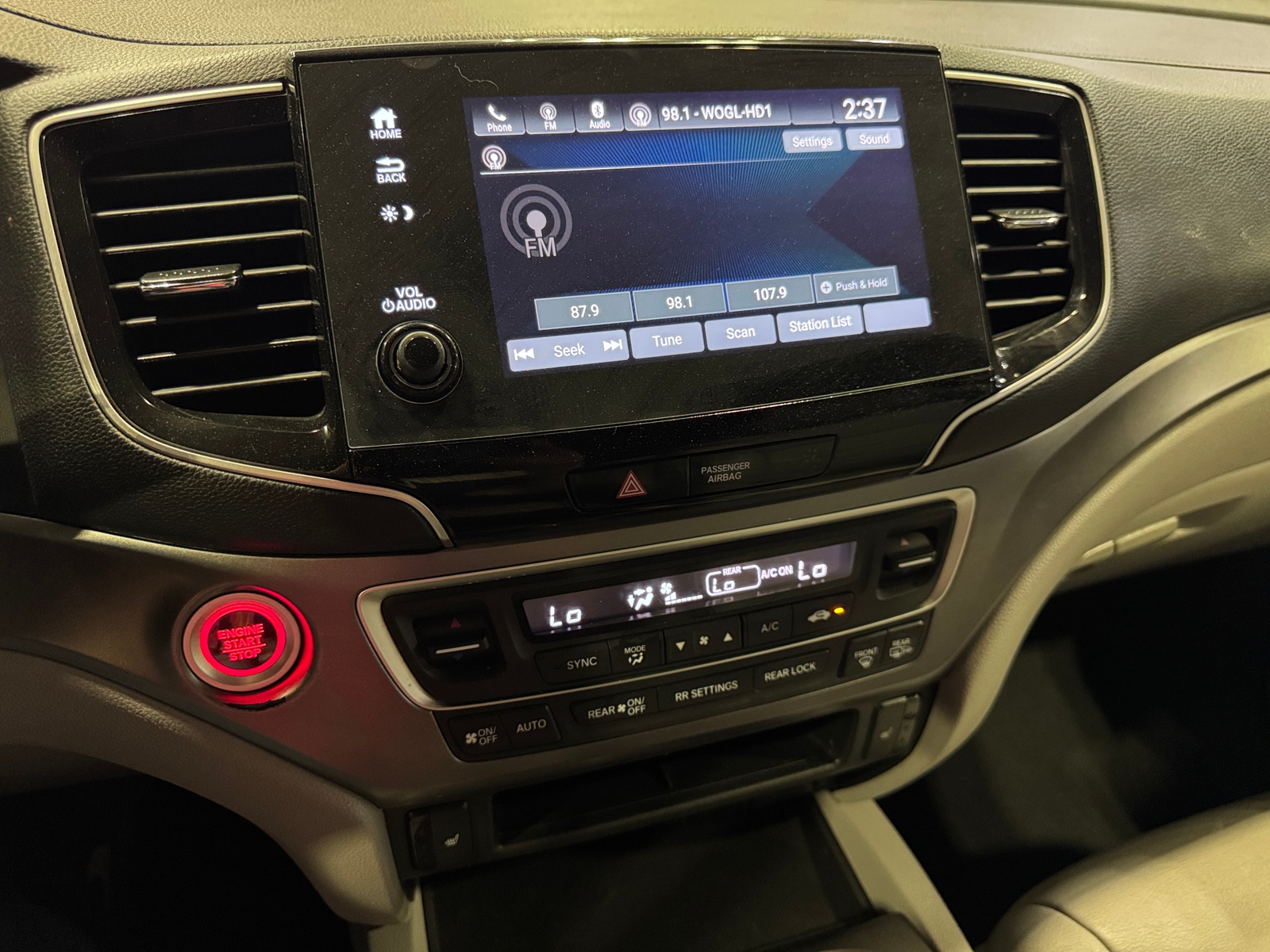 Thumbnail: 2019 Honda Pilot - 3