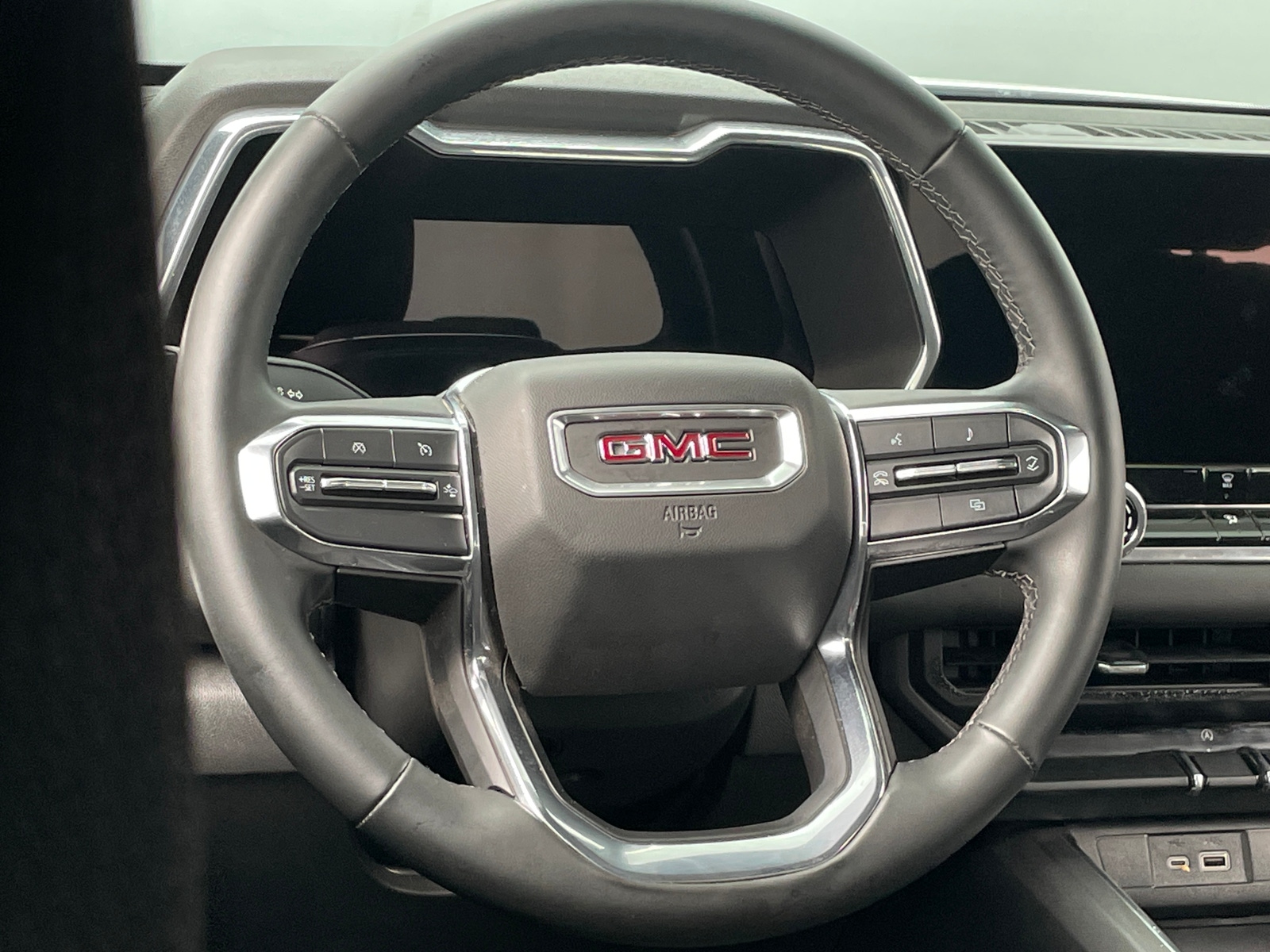 Thumbnail: 2024 GMC Canyon - 5