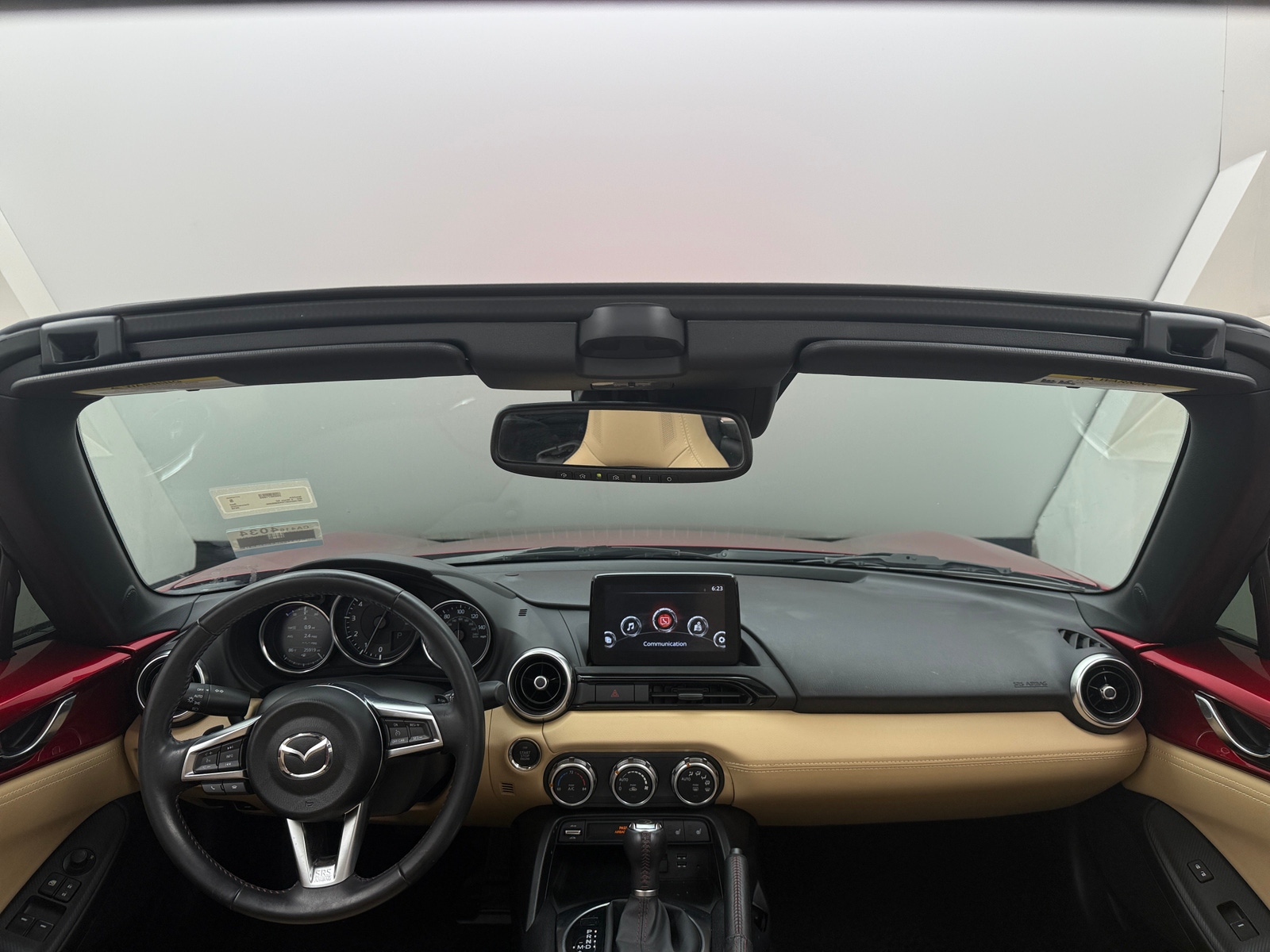Thumbnail: 2019 Mazda MX-5 Miata - 2