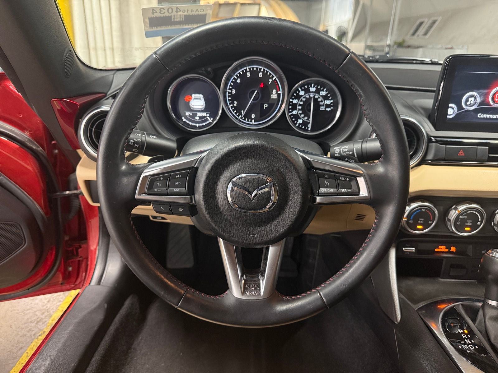 Thumbnail: 2019 Mazda MX-5 Miata - 4