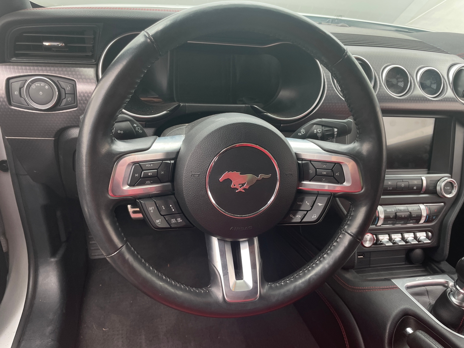 Thumbnail: 2022 Ford Mustang - 4