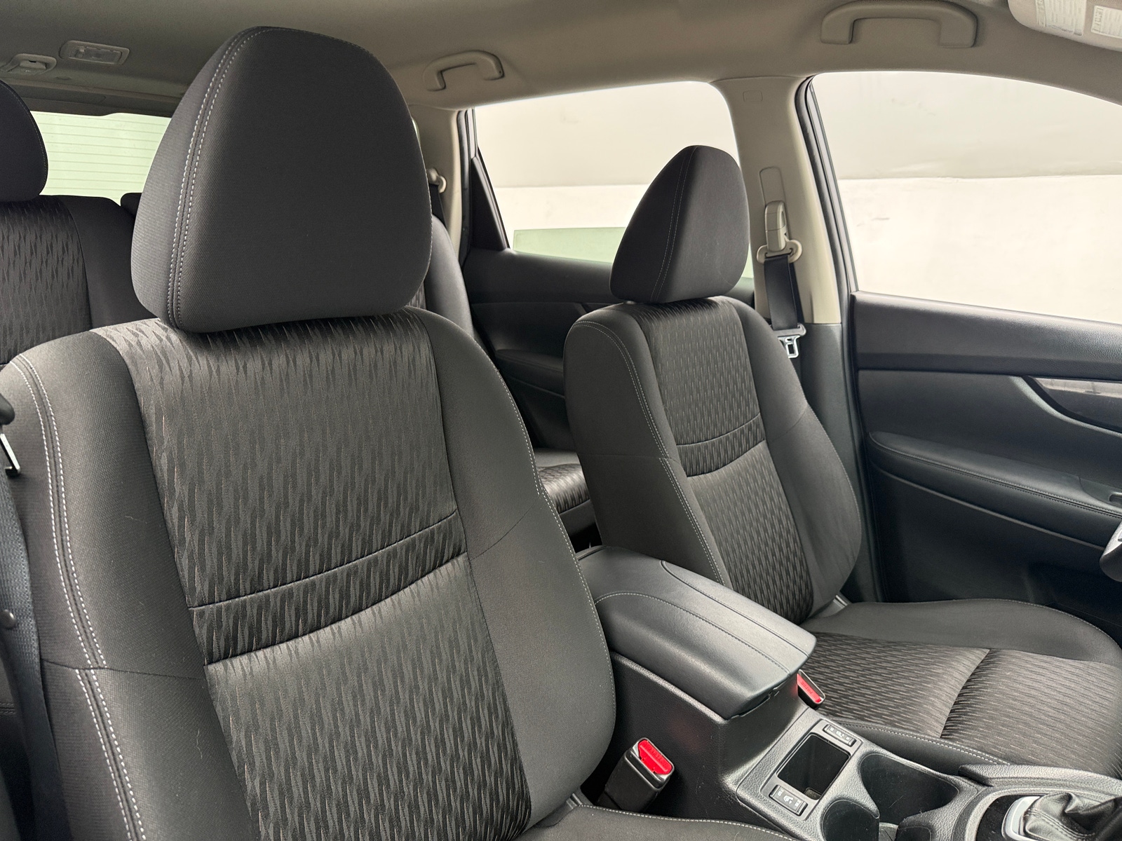 Thumbnail: 2019 Nissan Rogue - 2