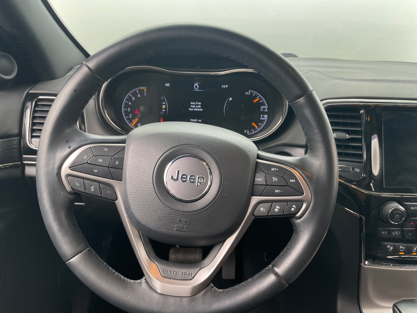 Thumbnail: 2021 Jeep Grand Cherokee - 4