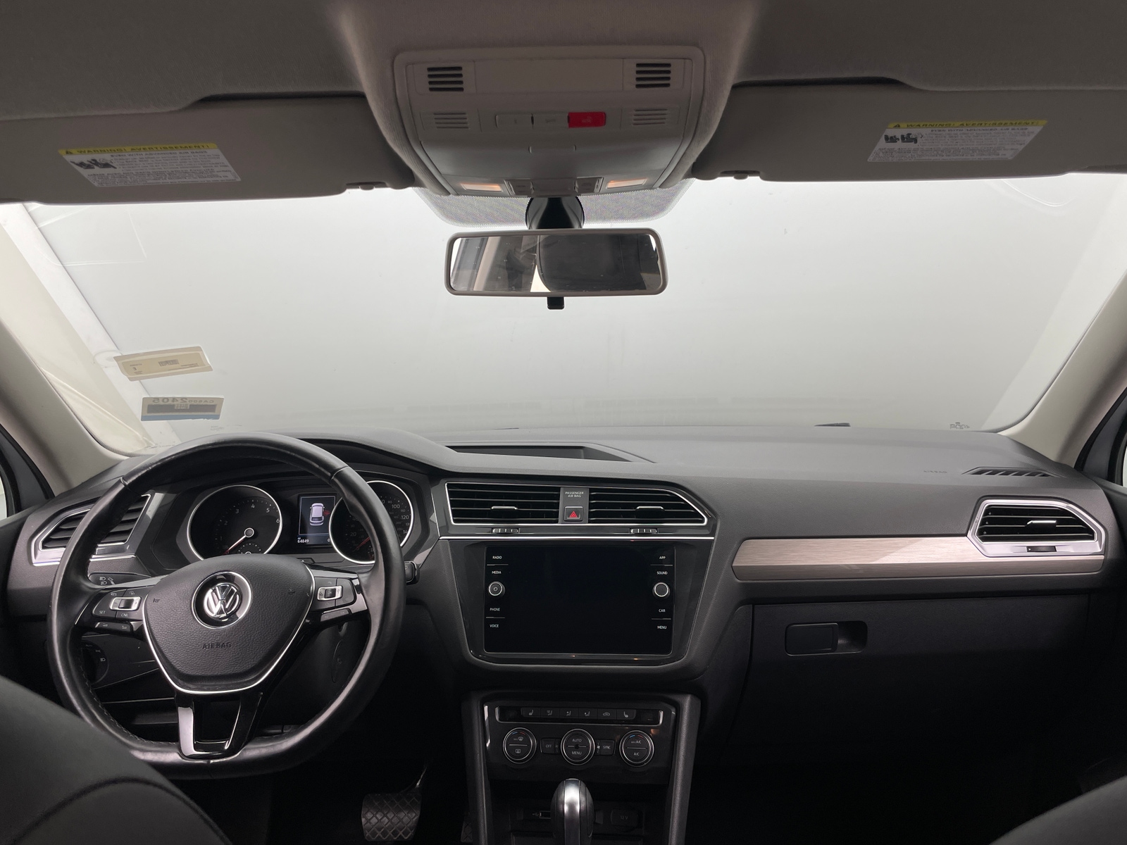 Thumbnail: 2018 Volkswagen Tiguan - 2