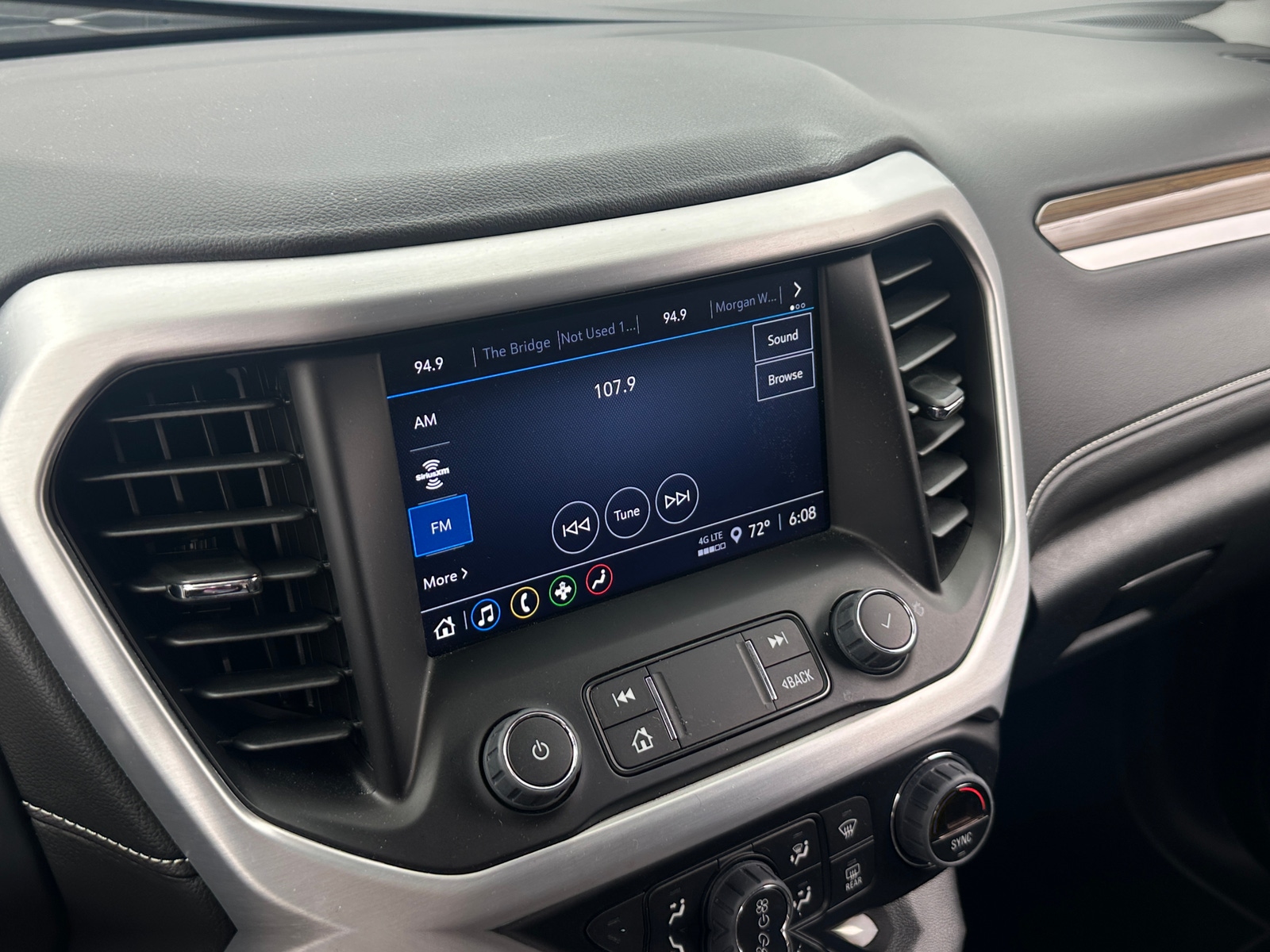 Thumbnail: 2023 GMC Acadia - 4