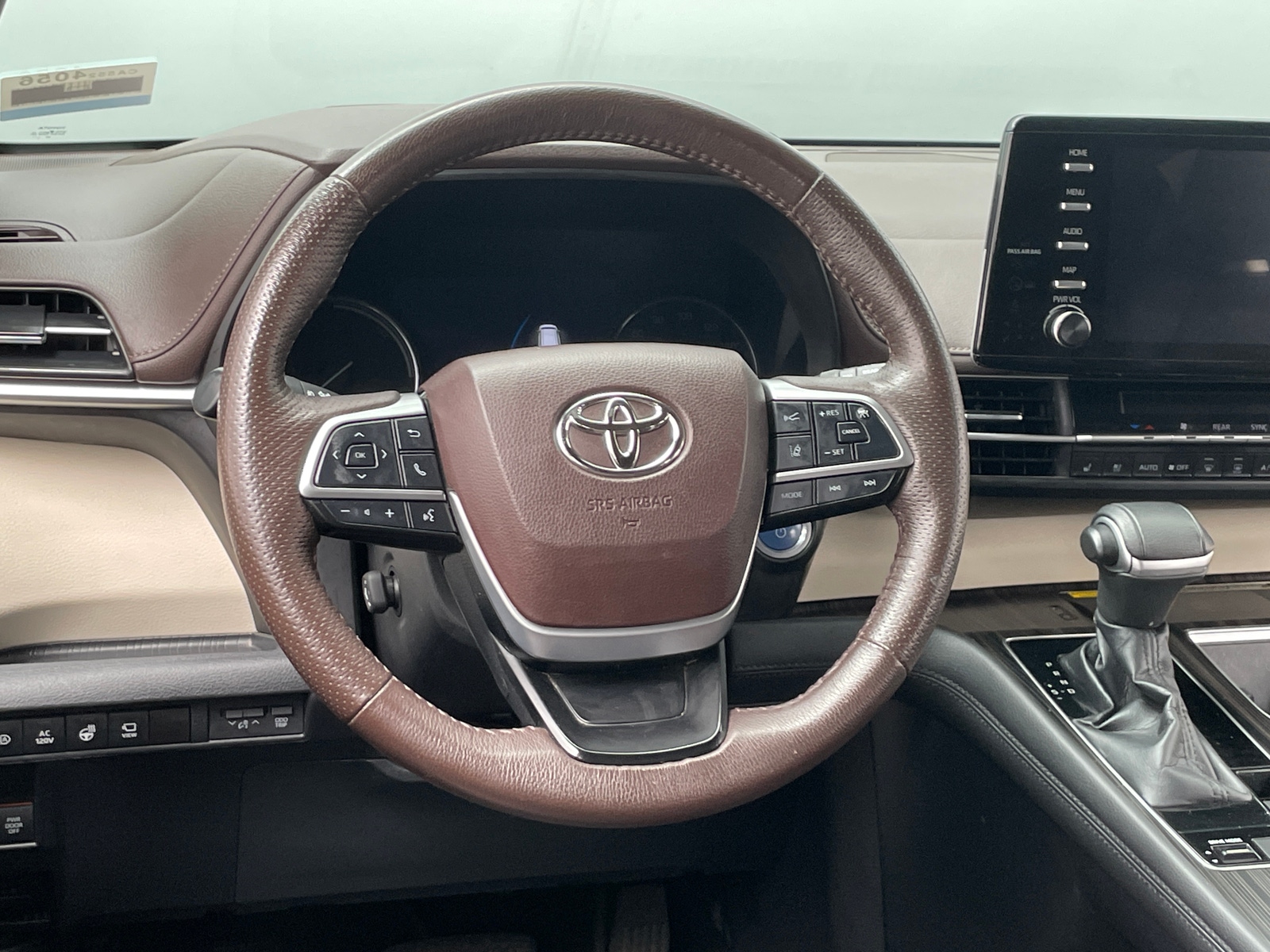 Thumbnail: 2021 Toyota Sienna - 4