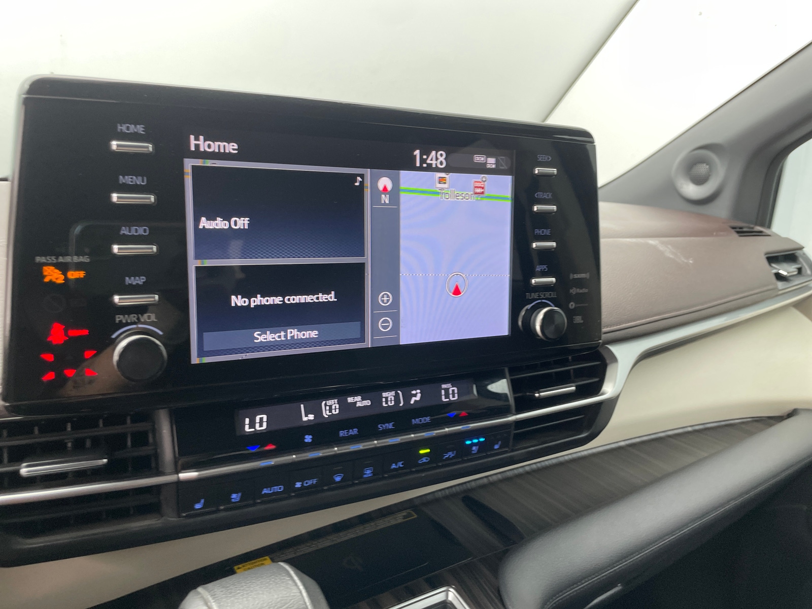 Thumbnail: 2021 Toyota Sienna - 3