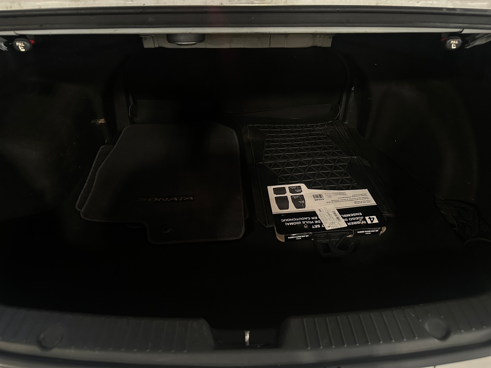 Thumbnail: 2012 Hyundai Sonata - 6