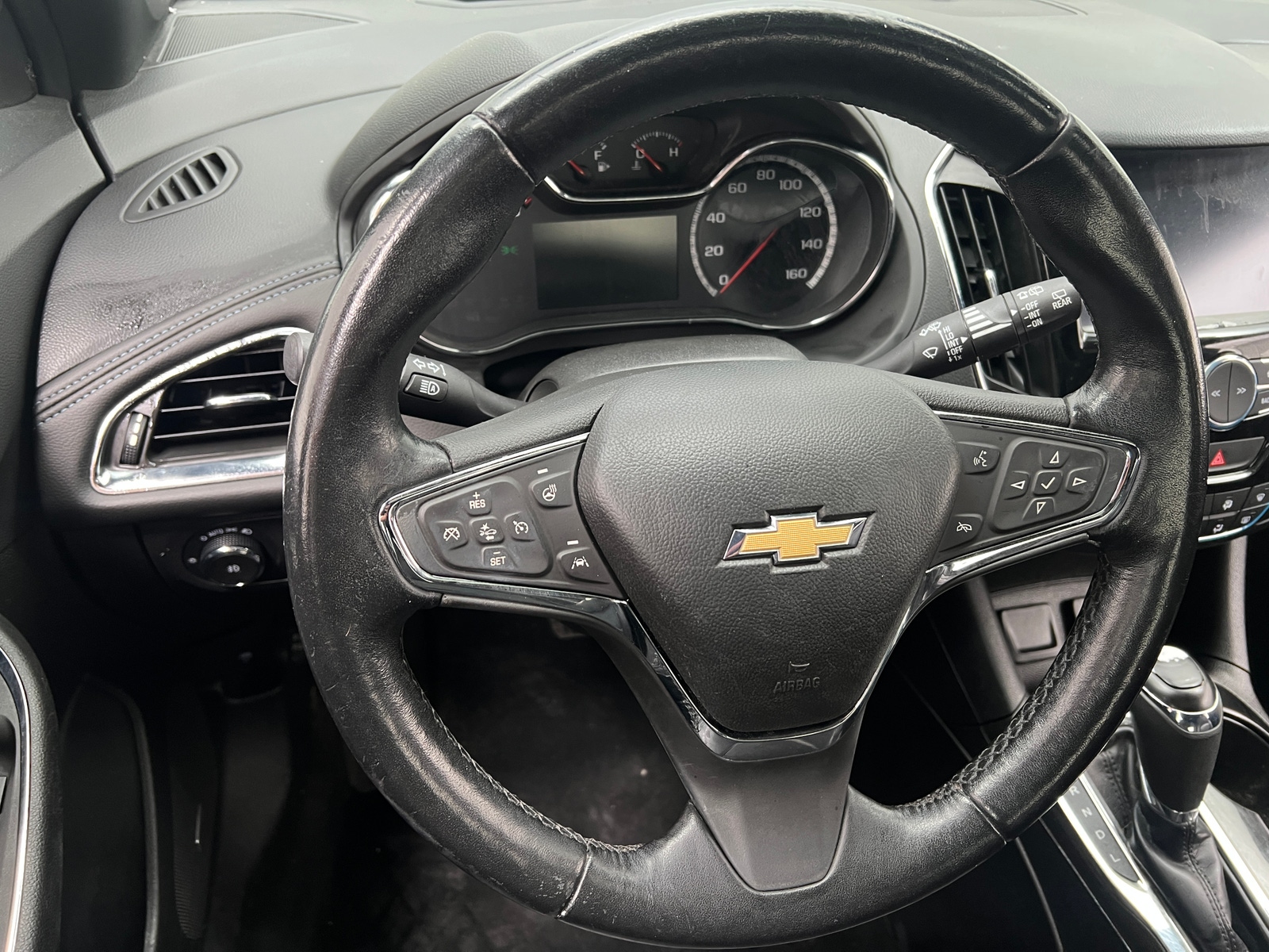Thumbnail: 2017 Chevrolet Cruze - 5