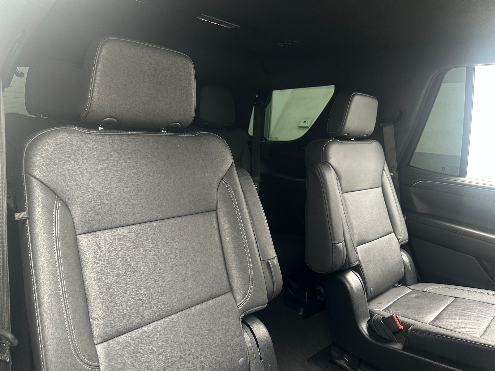 Thumbnail: 2022 Chevrolet Tahoe - 5