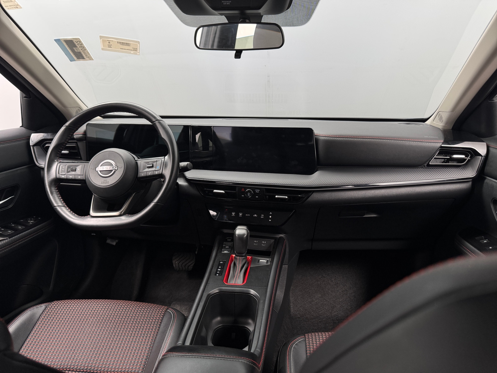 Thumbnail: 2025 Nissan Kicks - 3