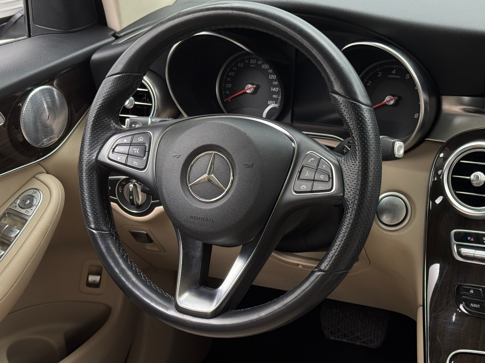 Thumbnail: 2019 Mercedes-Benz GLC - 4