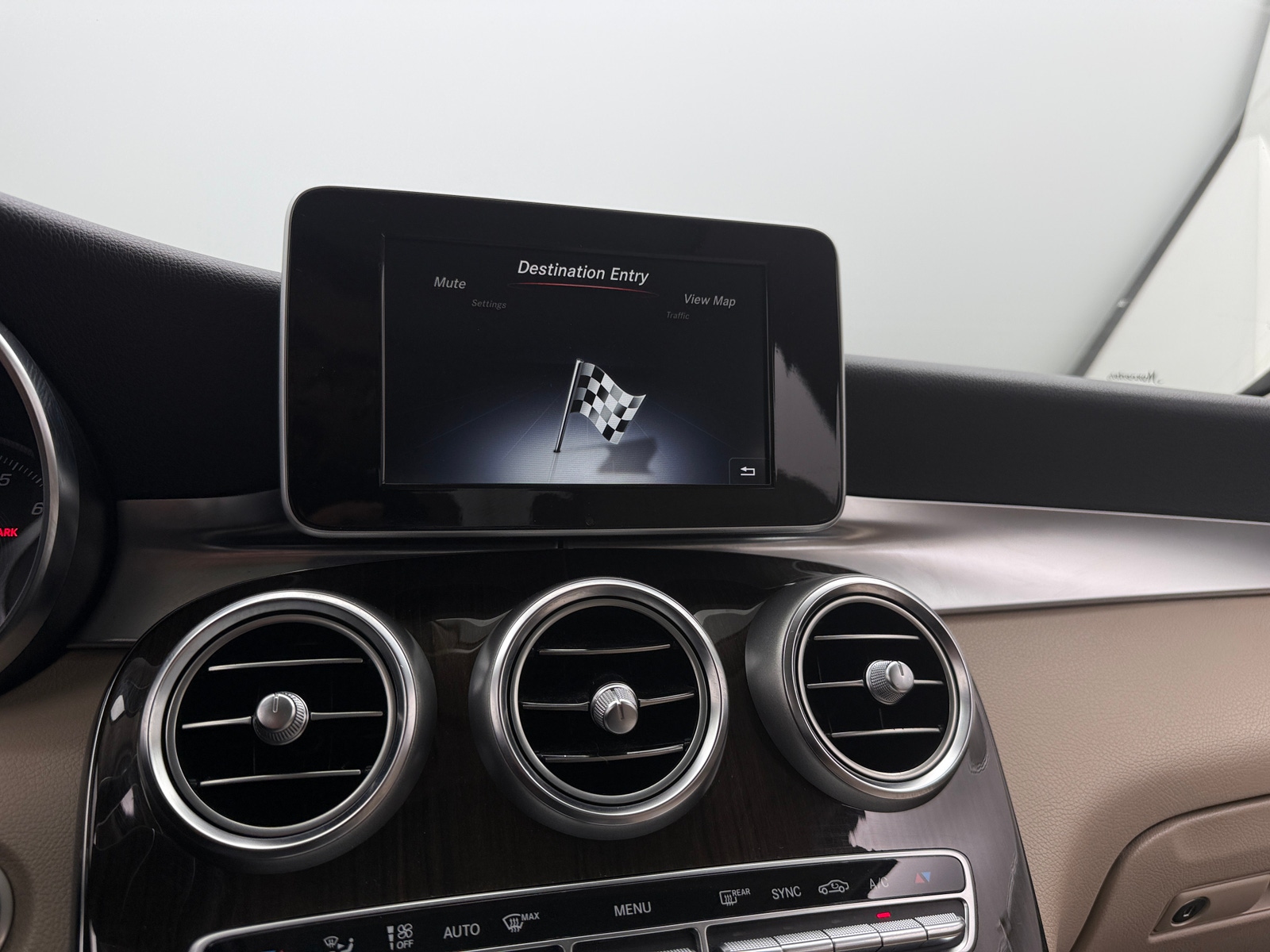 Thumbnail: 2019 Mercedes-Benz GLC - 3