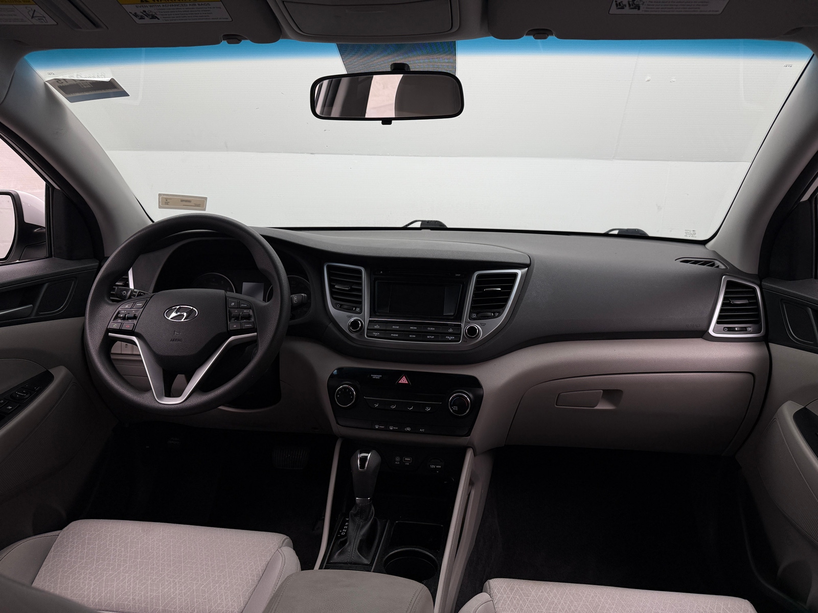 Thumbnail: 2017 Hyundai Tucson - 3