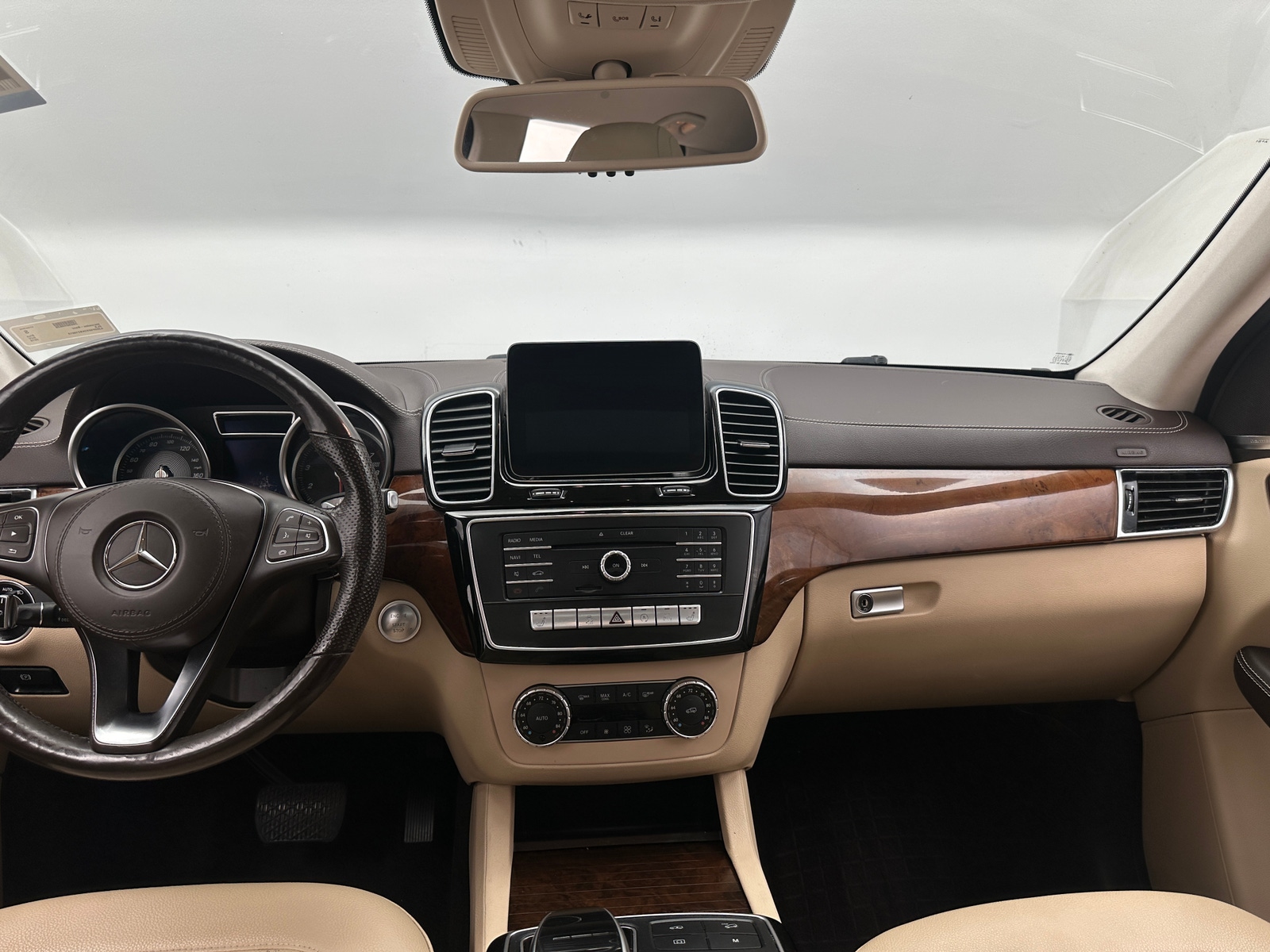 Thumbnail: 2019 Mercedes-Benz GLS - 2