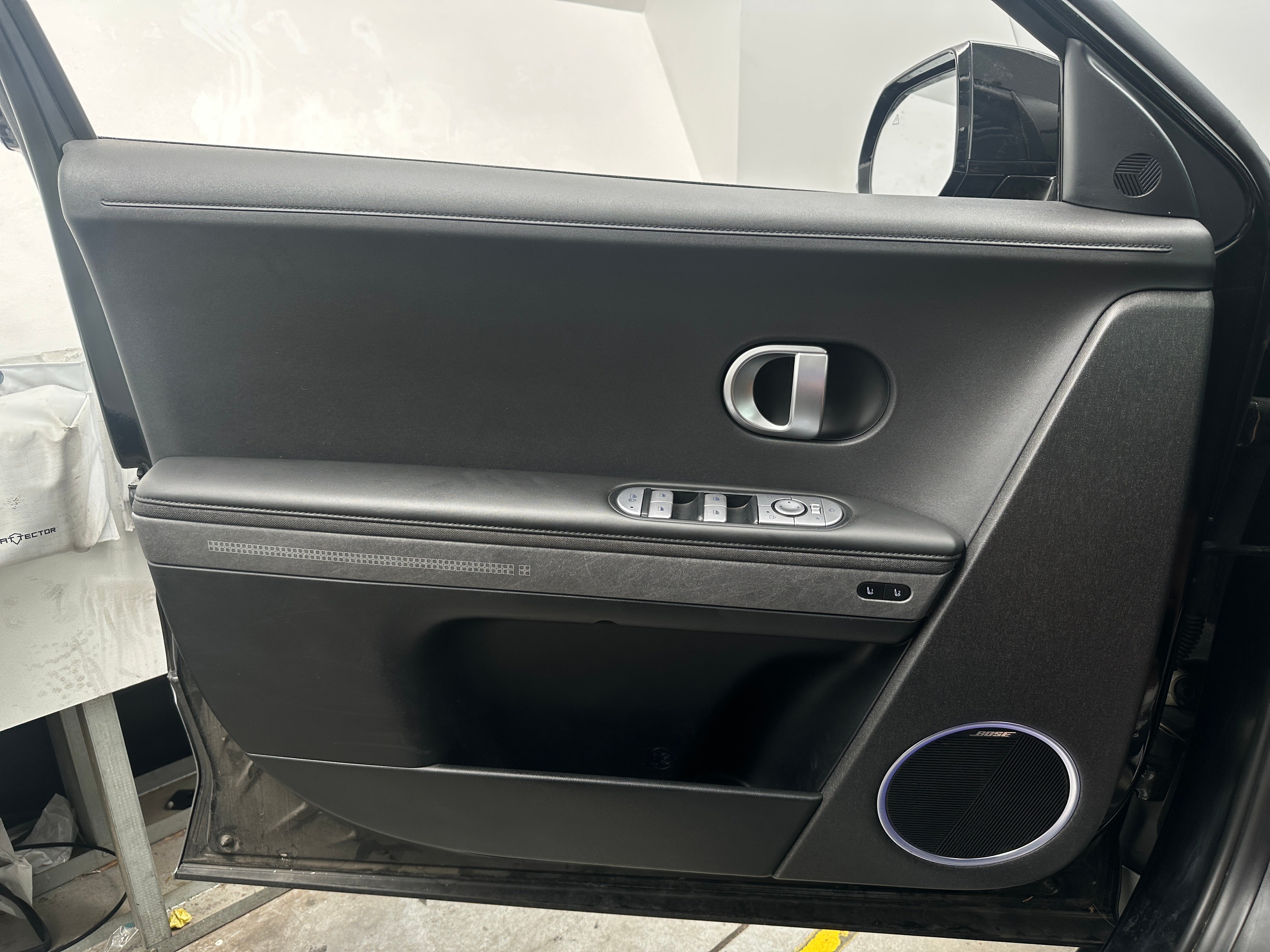 Used 2023 Hyundai IONIQ 5 Limited with VIN KM8KRDAF2PU126870 for sale in Auburn, WA