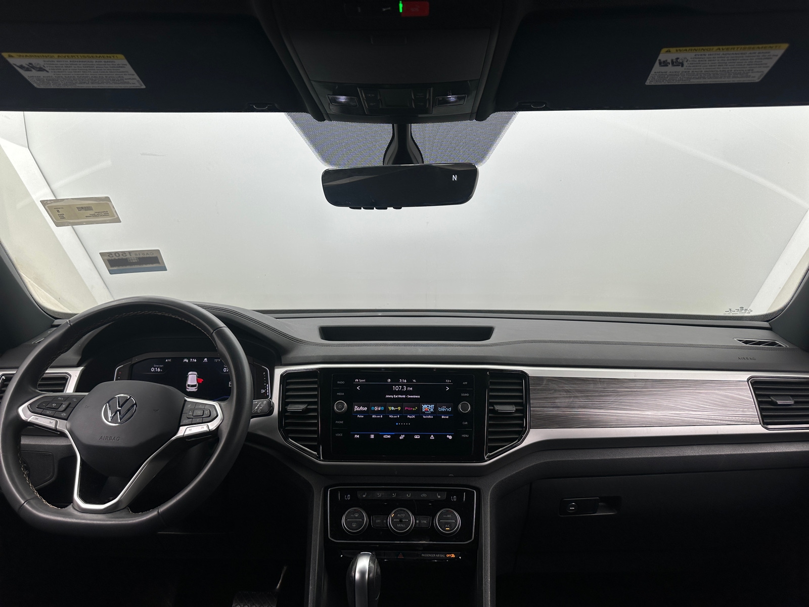 Thumbnail: 2022 Volkswagen Atlas - 2