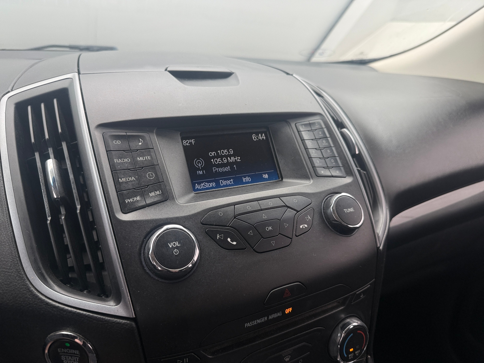 Thumbnail: 2018 Ford Edge - 4
