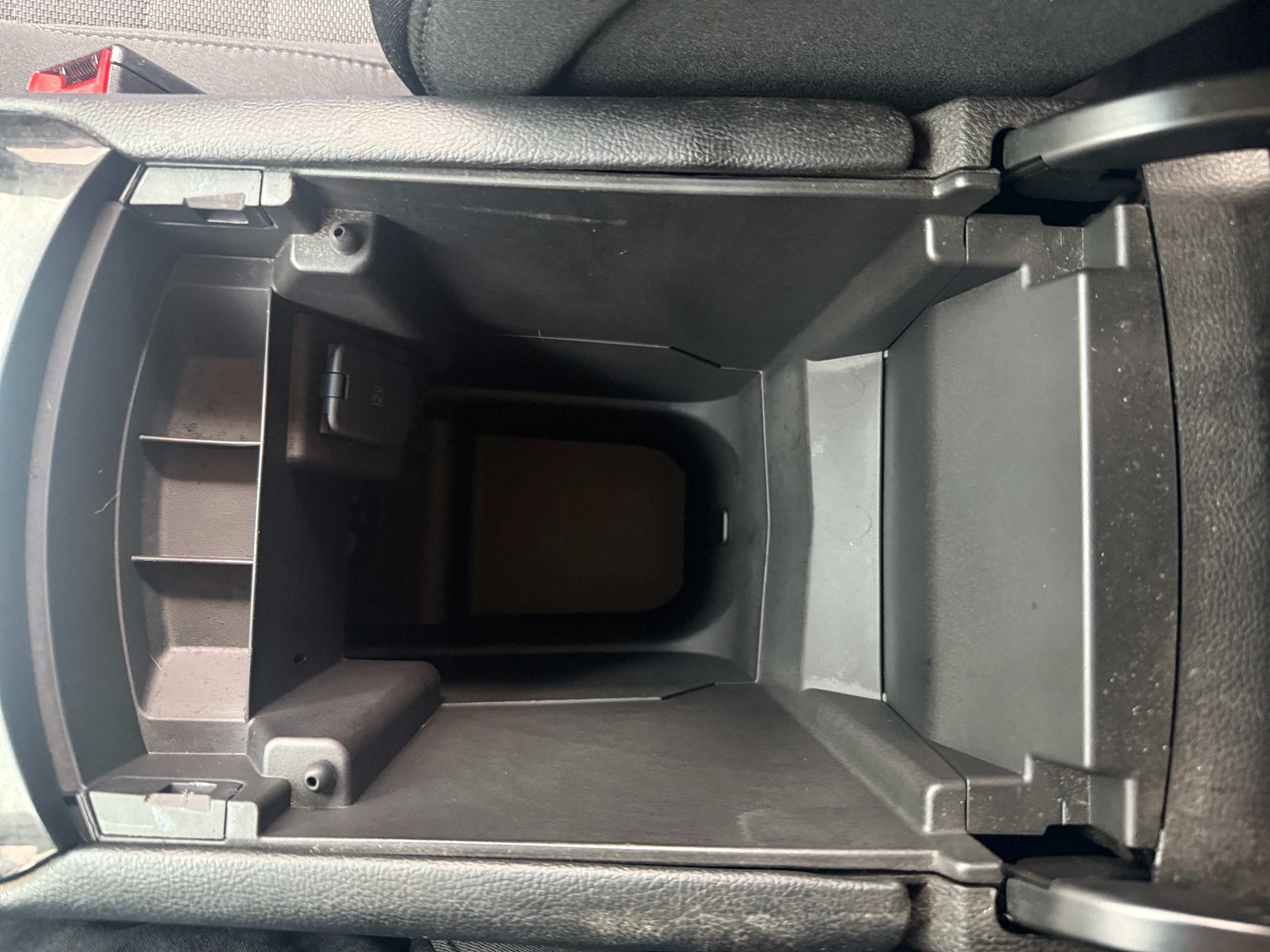 2018 Ford Edge SE - Photo 13