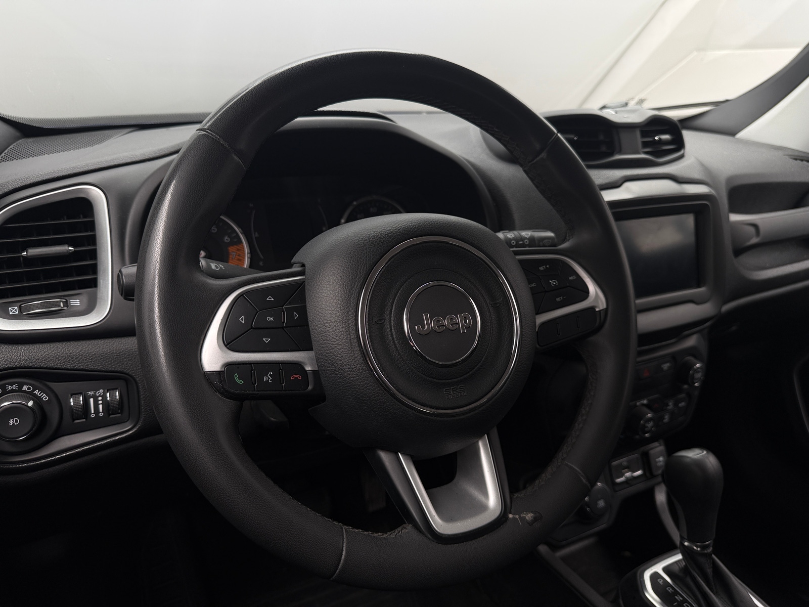 Thumbnail: 2020 Jeep Renegade - 5