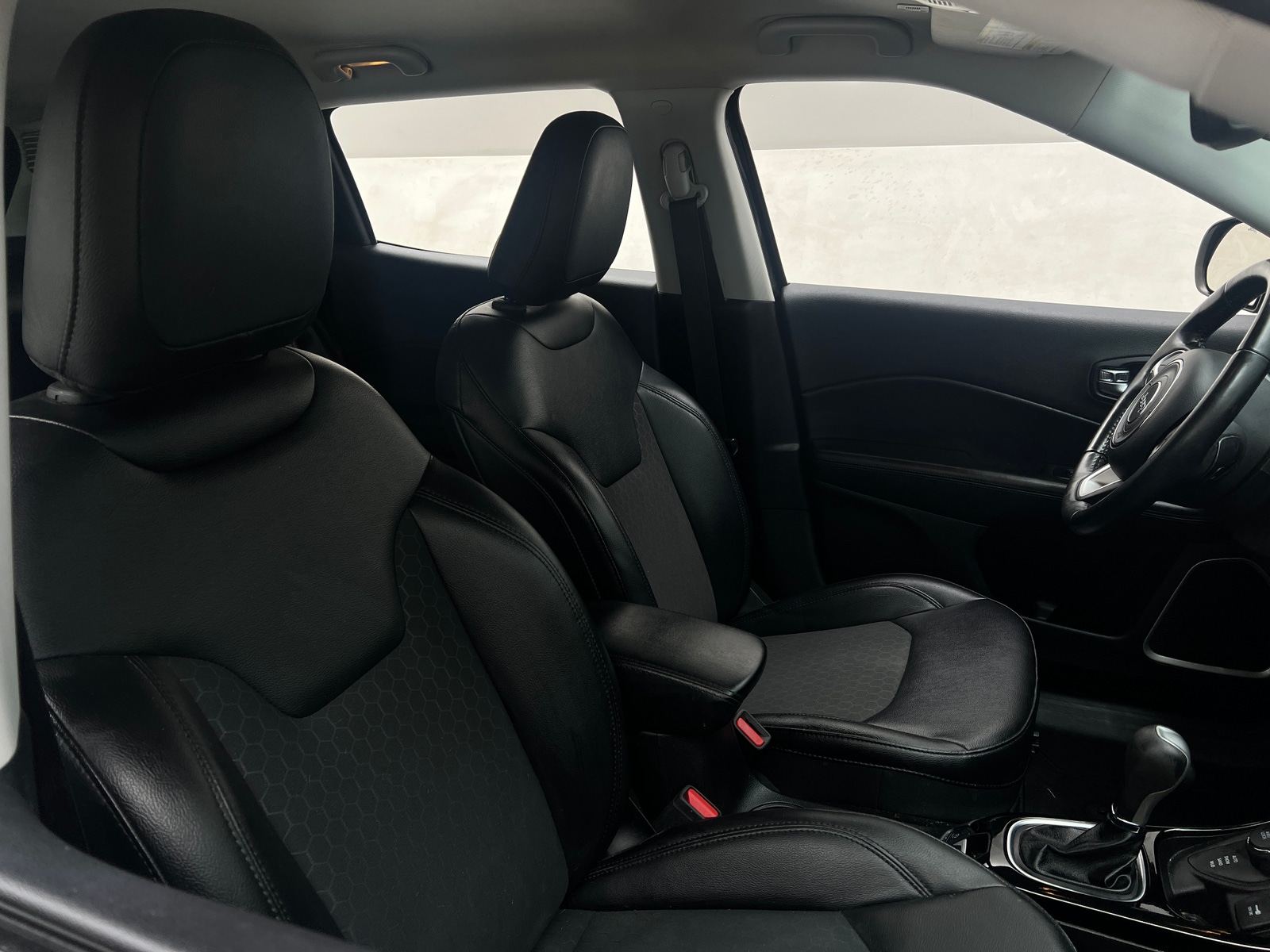 Thumbnail: 2019 Jeep Compass - 2