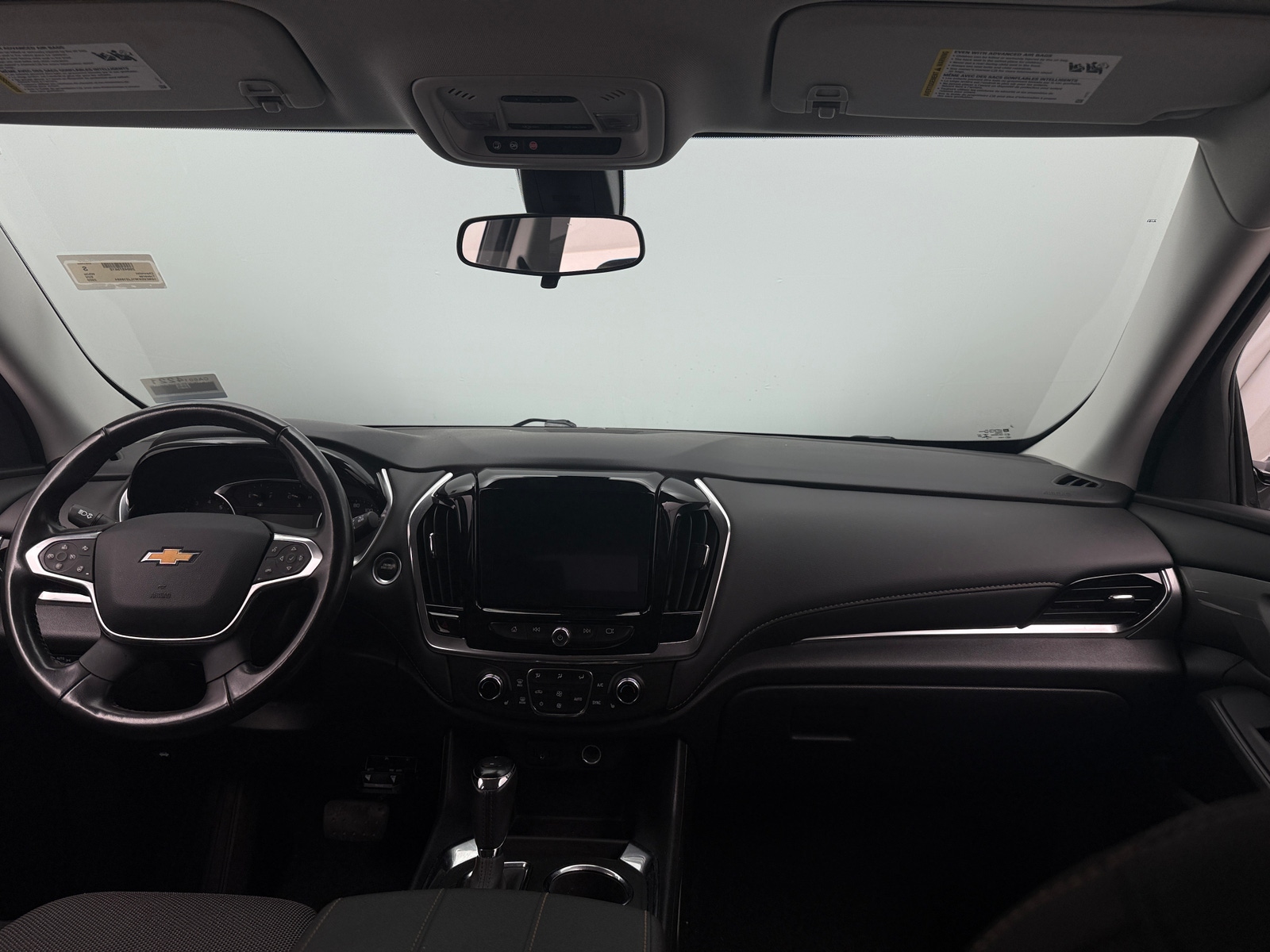 Thumbnail: 2020 Chevrolet Traverse - 3