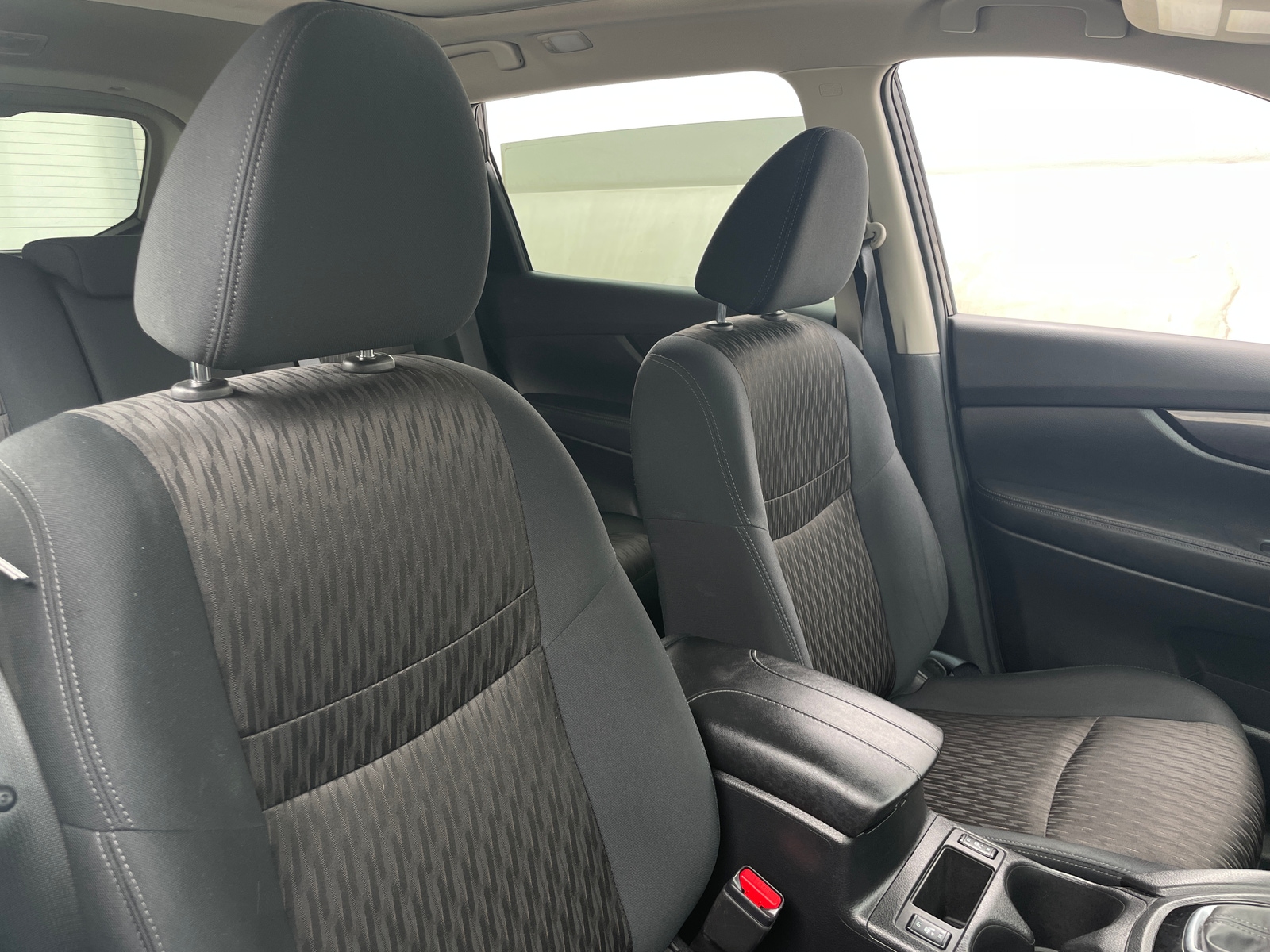 Thumbnail: 2018 Nissan Rogue - 2