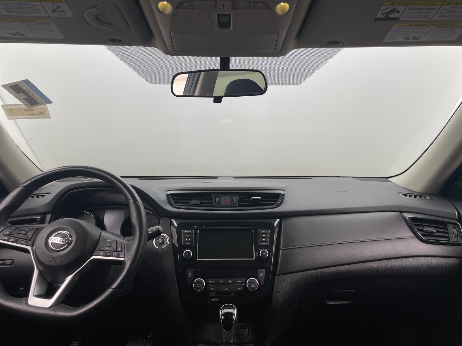 Thumbnail: 2018 Nissan Rogue - 3