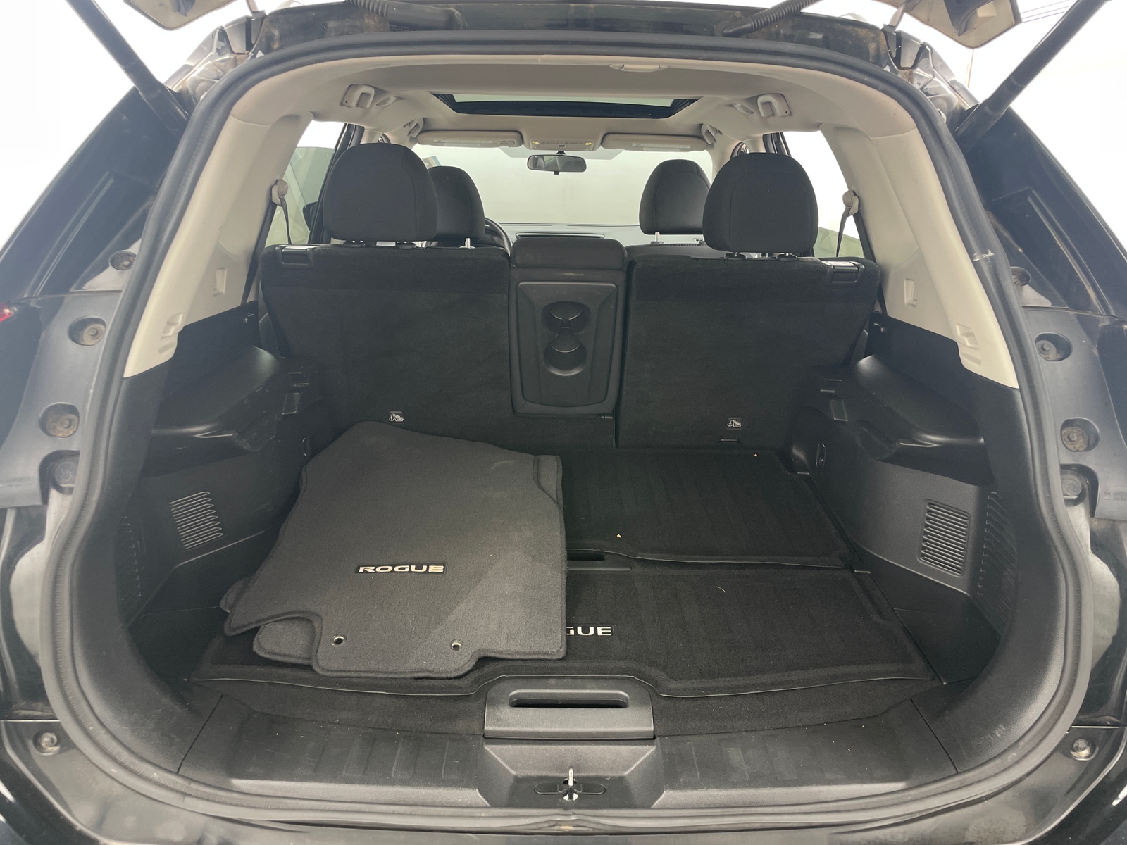 Thumbnail: 2018 Nissan Rogue - 7