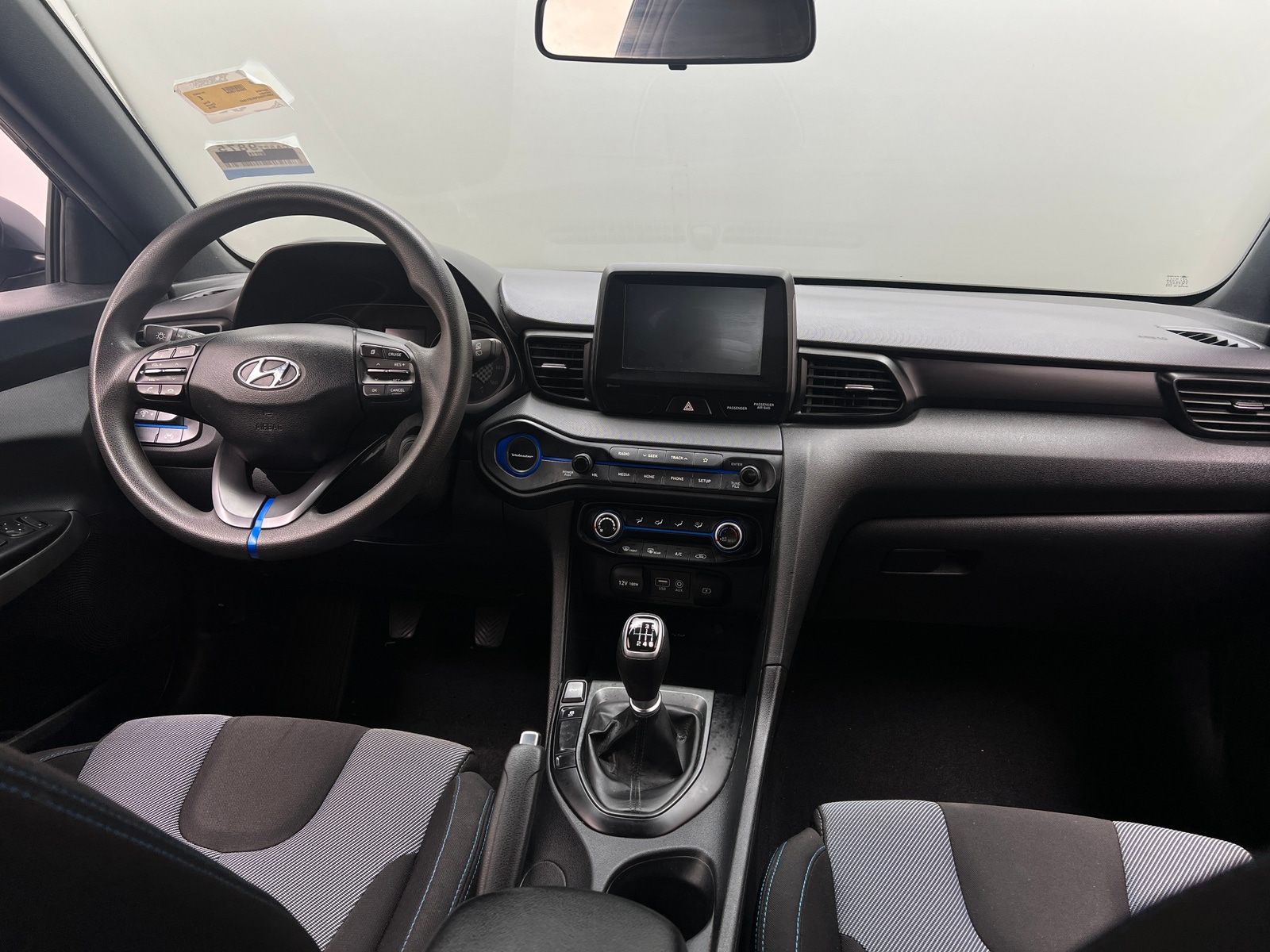 Thumbnail: 2019 Hyundai Veloster - 3