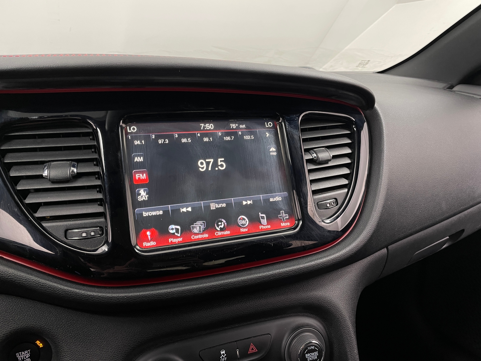 Thumbnail: 2016 Dodge Dart - 3