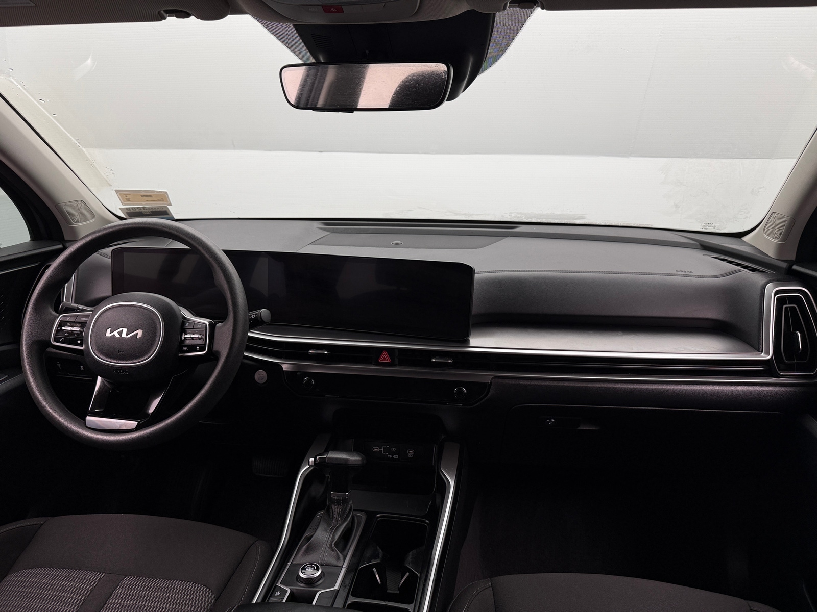 Thumbnail: 2024 Kia Sorento - 3