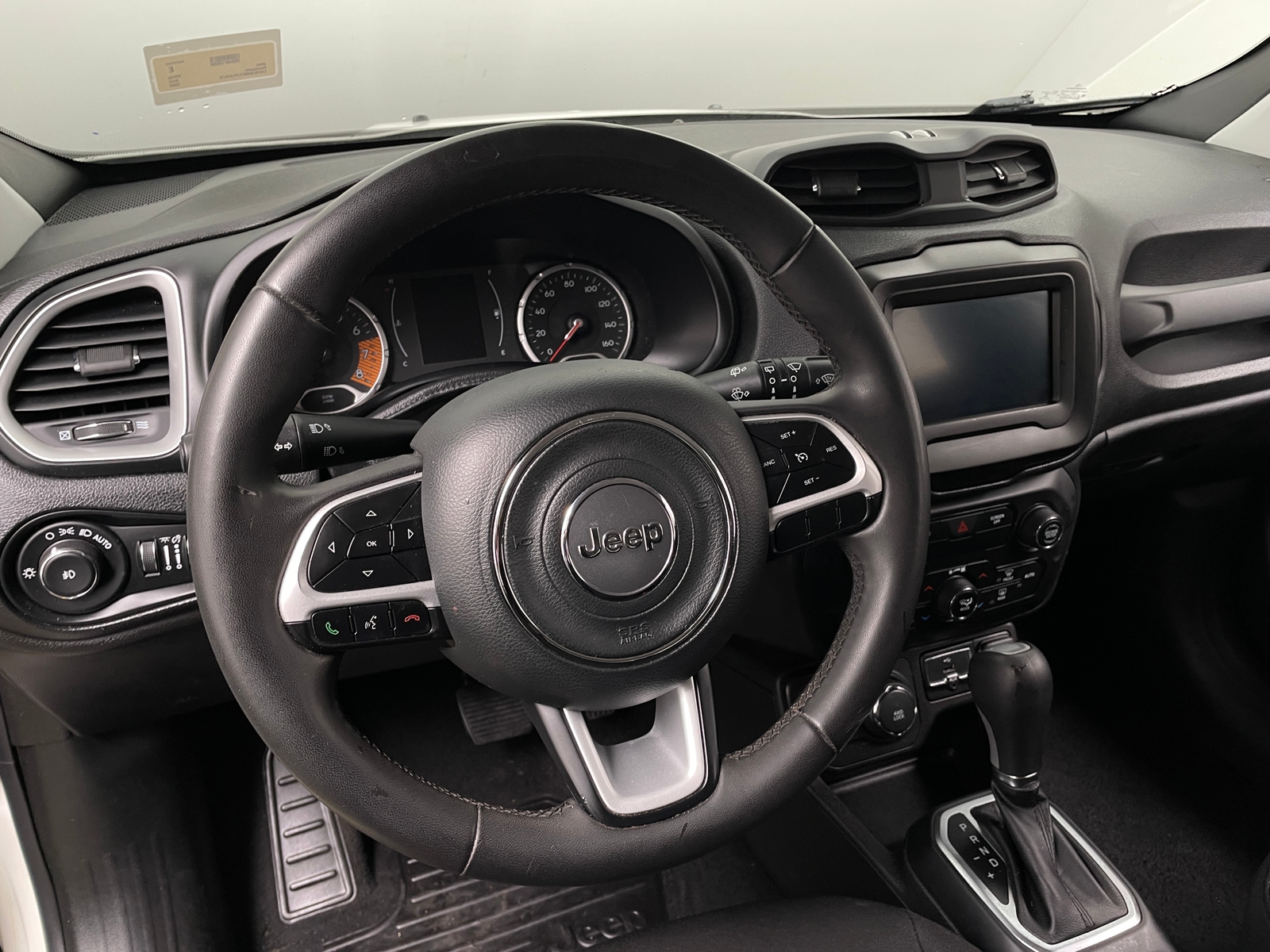 Thumbnail: 2020 Jeep Renegade - 5