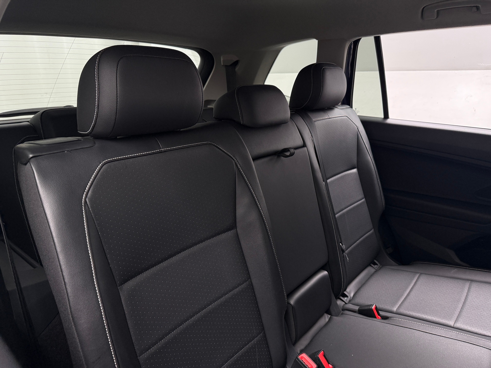 Thumbnail: 2021 Volkswagen Tiguan - 5