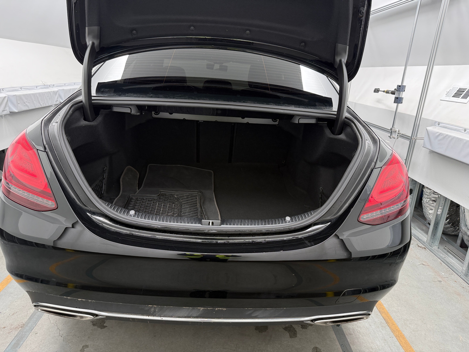 Thumbnail: 2021 Mercedes-Benz C-Class - 6