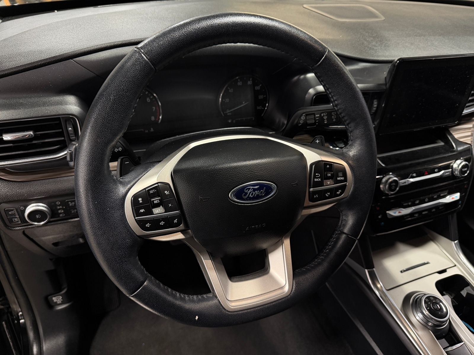 Thumbnail: 2021 Ford Explorer - 4
