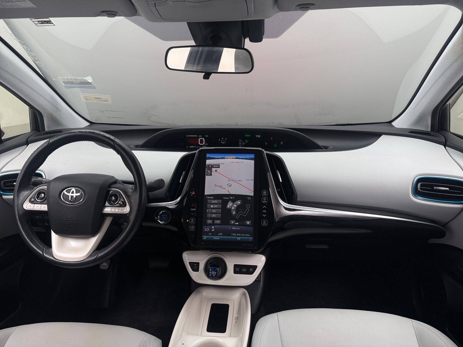 Thumbnail: 2017 Toyota Prius Prime - 3