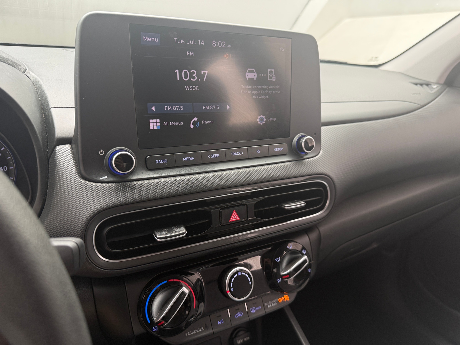 Thumbnail: 2023 Hyundai Kona - 4