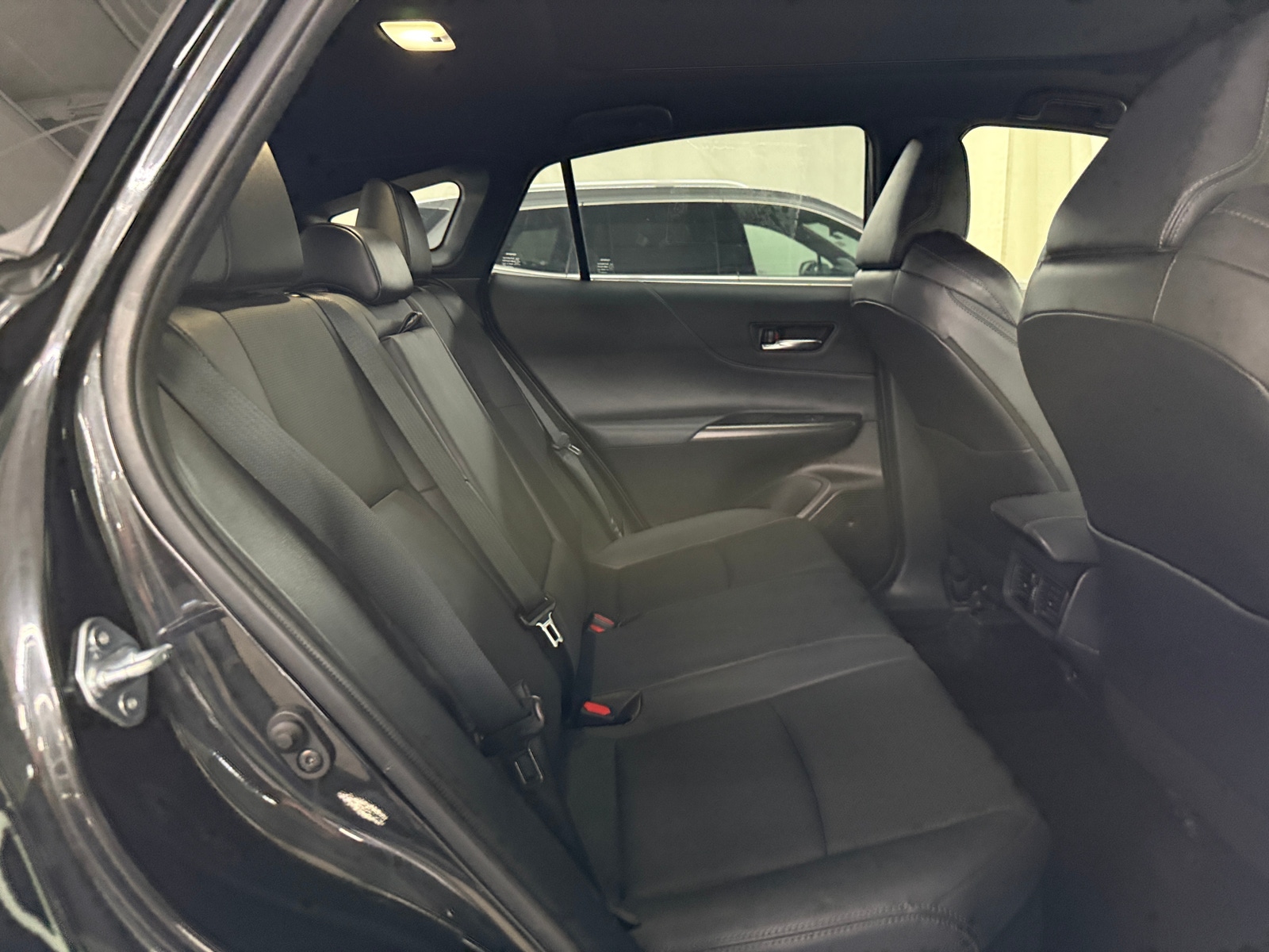 Thumbnail: 2022 Toyota Venza - 6