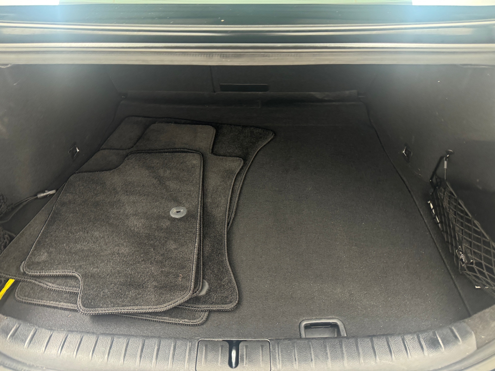 Thumbnail: 2025 Genesis G70 - 6