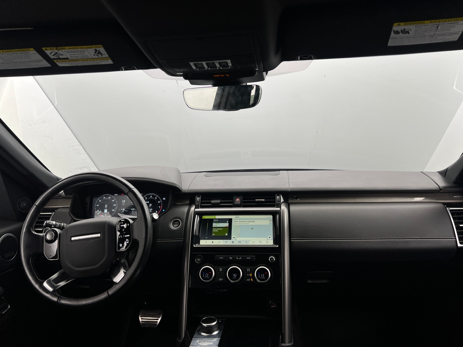 Thumbnail: 2019 Land Rover Discovery - 2