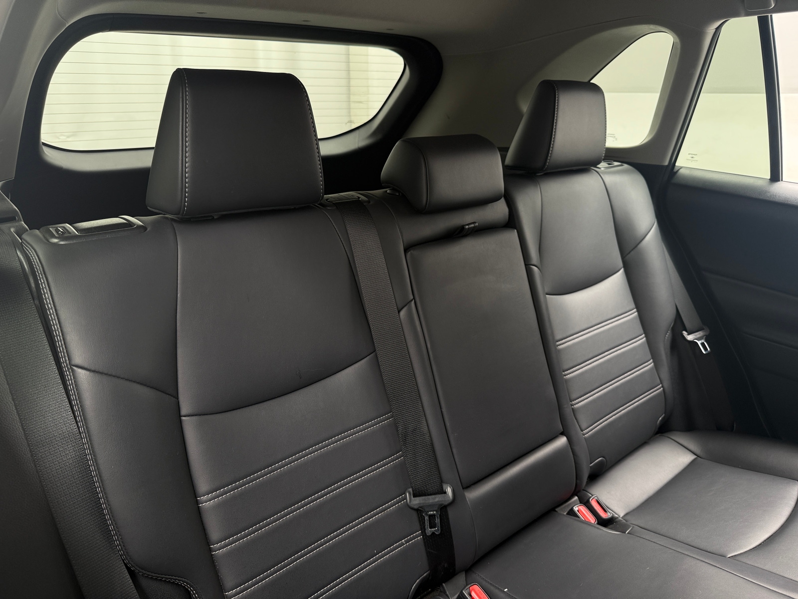 Thumbnail: 2019 Toyota RAV4 - 6