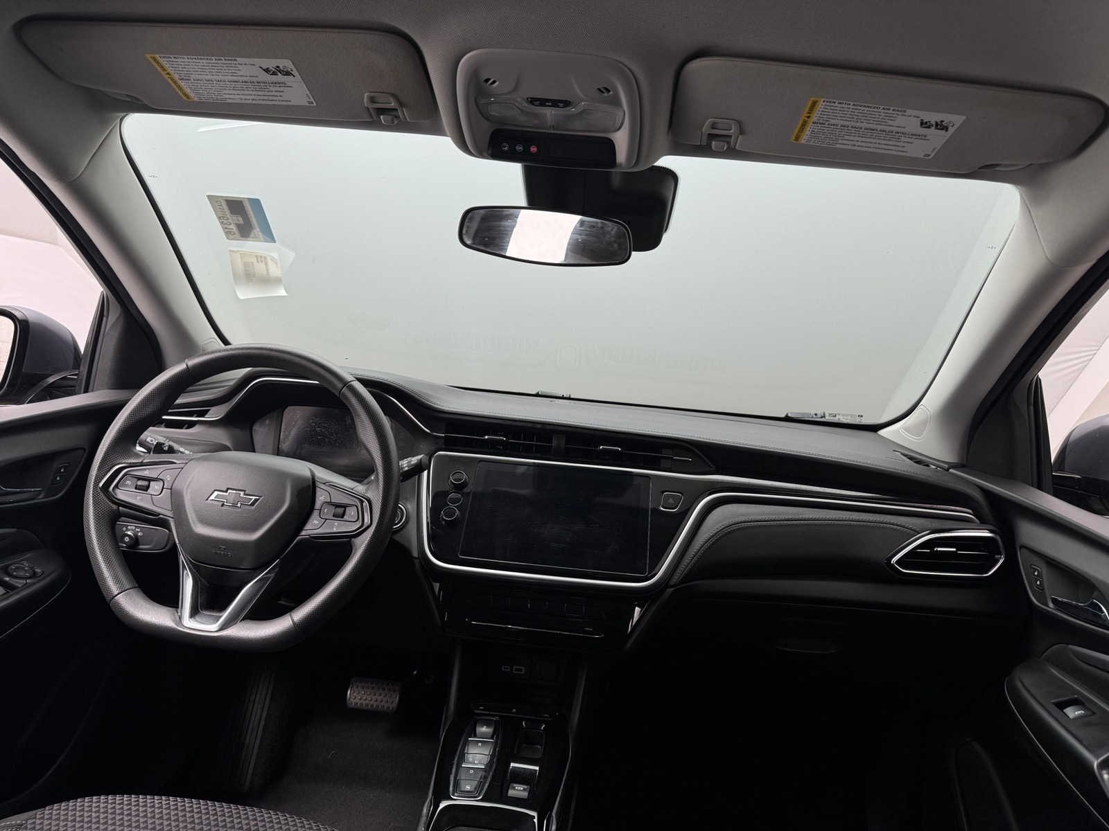 Thumbnail: 2023 Chevrolet Bolt EUV - 3